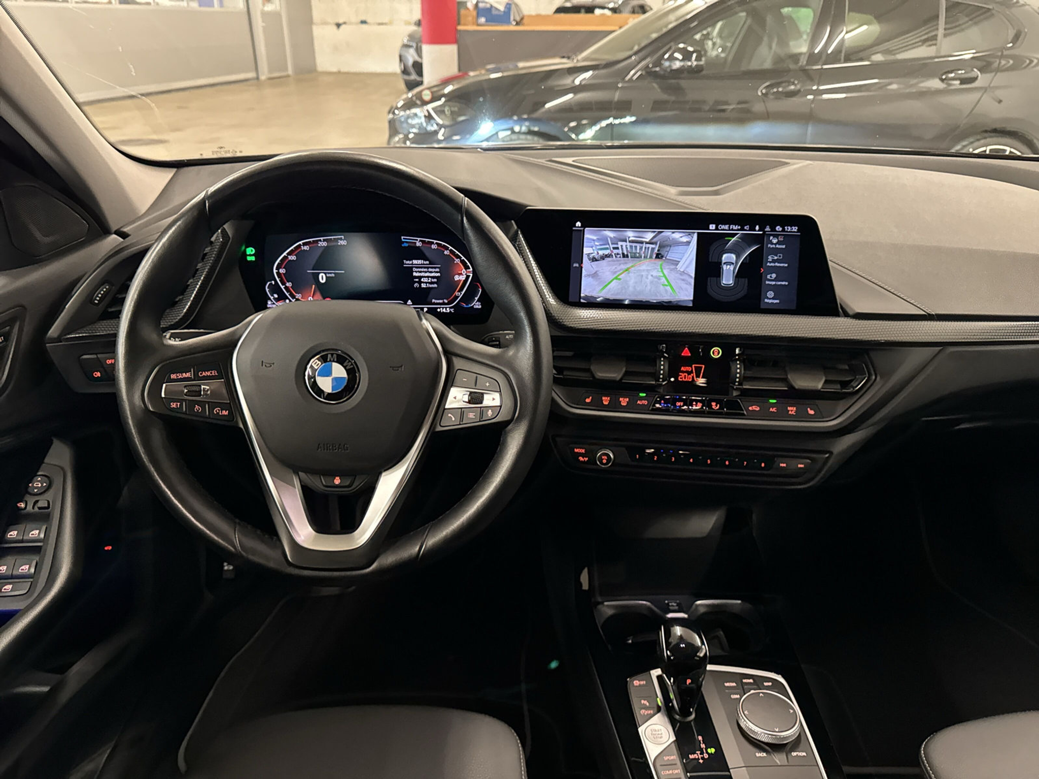 listing desktop thumbnail image 11