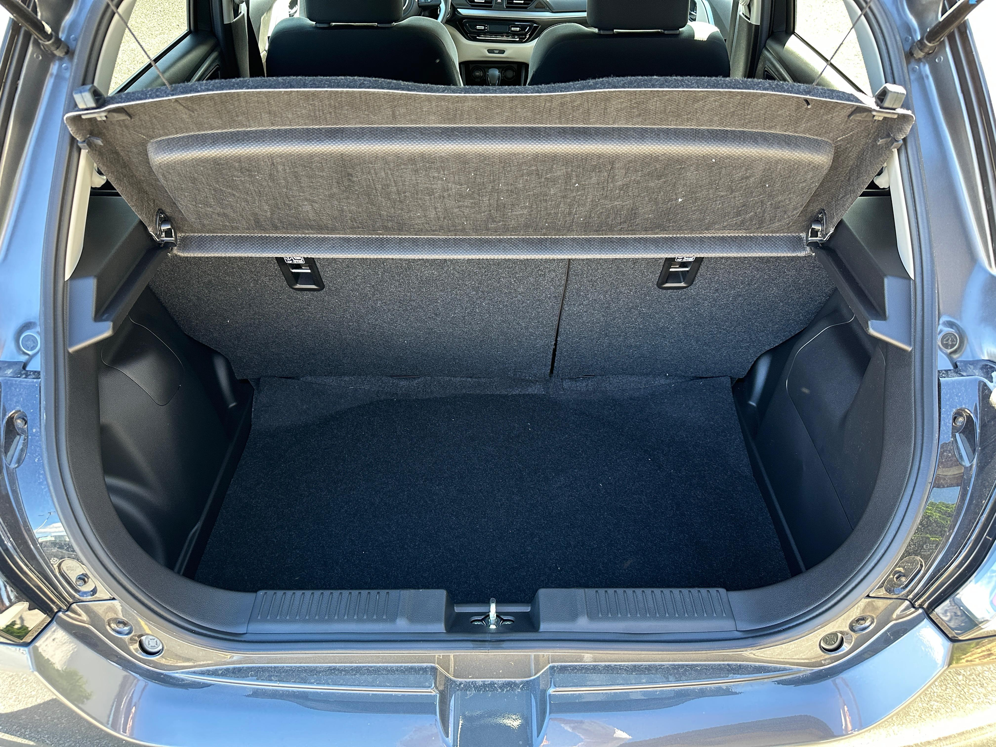 listing desktop thumbnail image 10