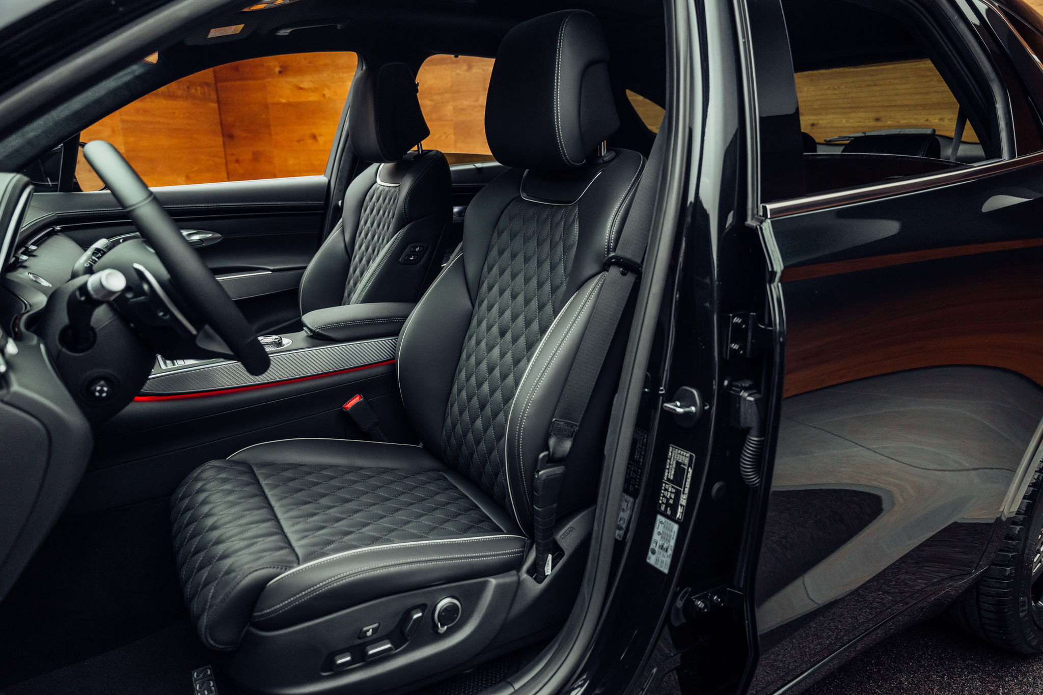 listing desktop thumbnail image 5