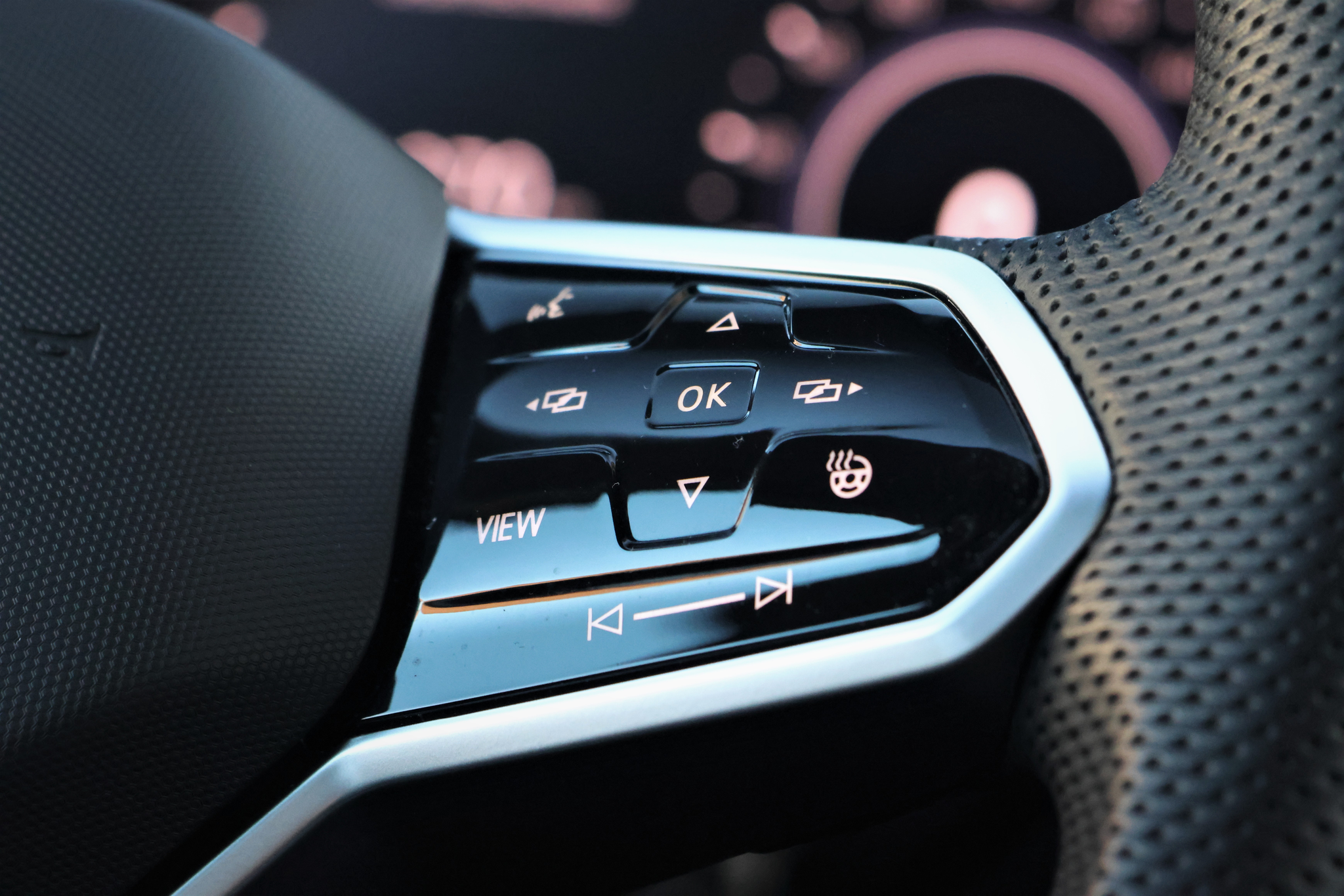 listing desktop thumbnail image 16