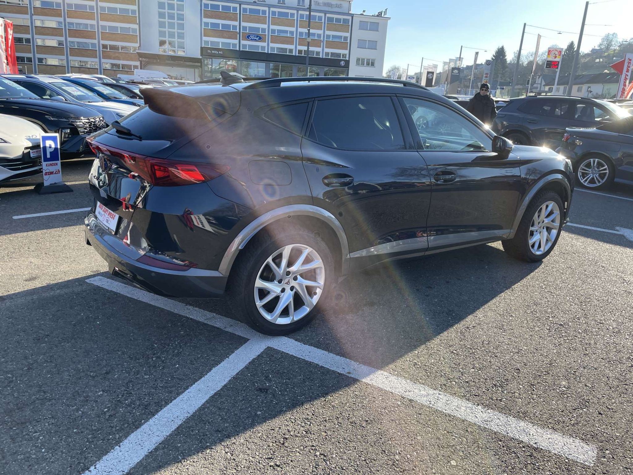 listing desktop thumbnail image 10