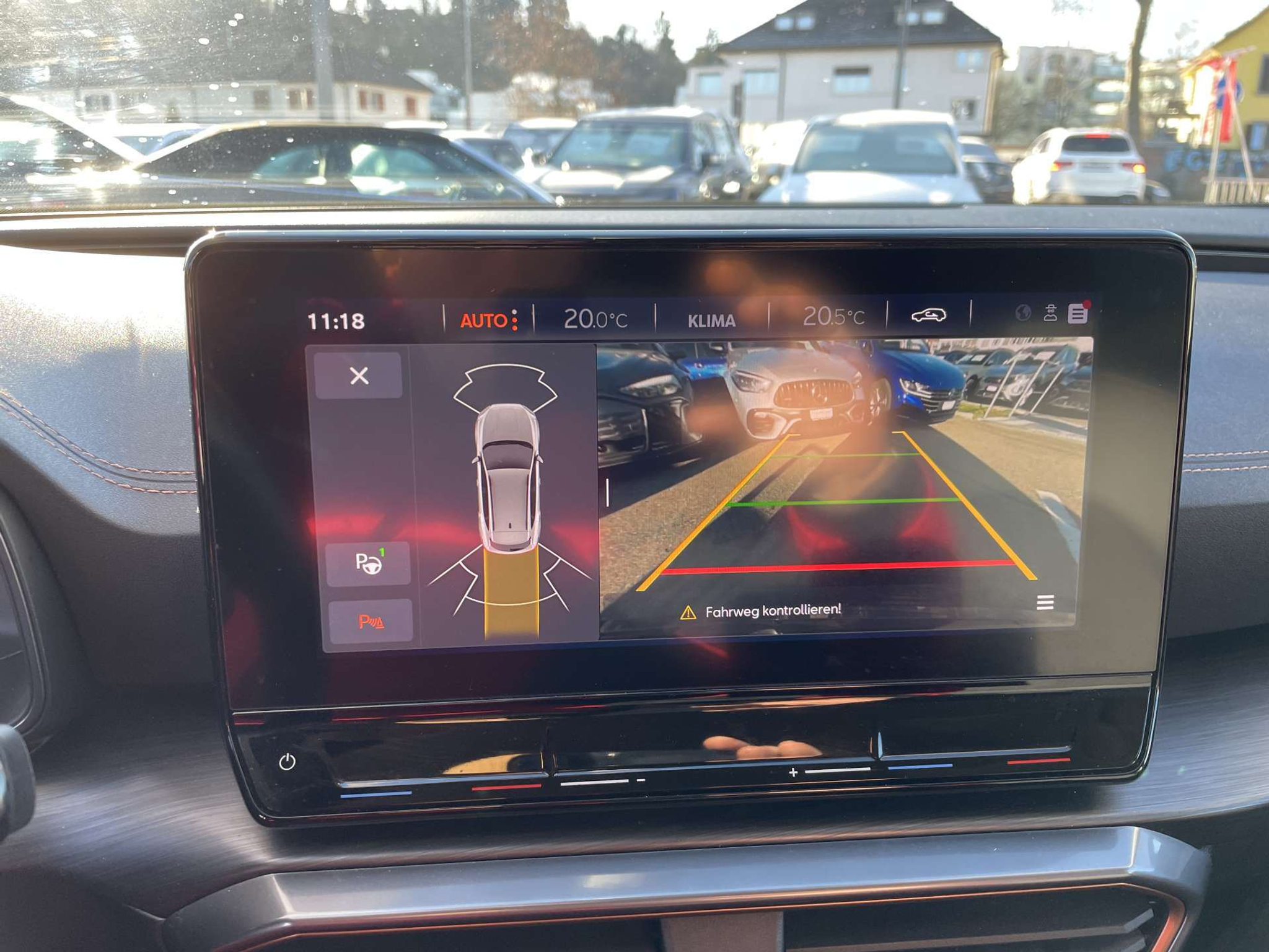 listing desktop thumbnail image 9