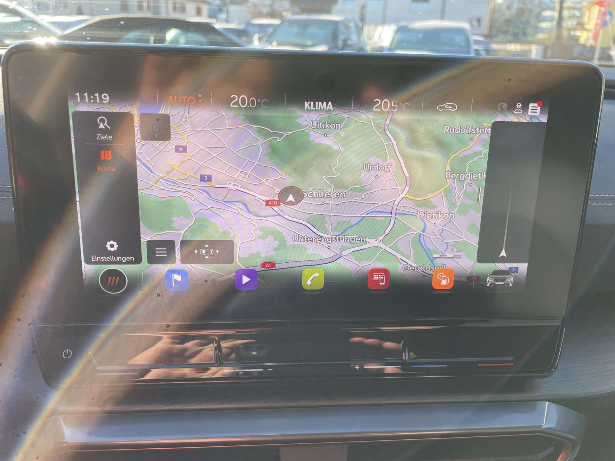 listing desktop thumbnail image 1