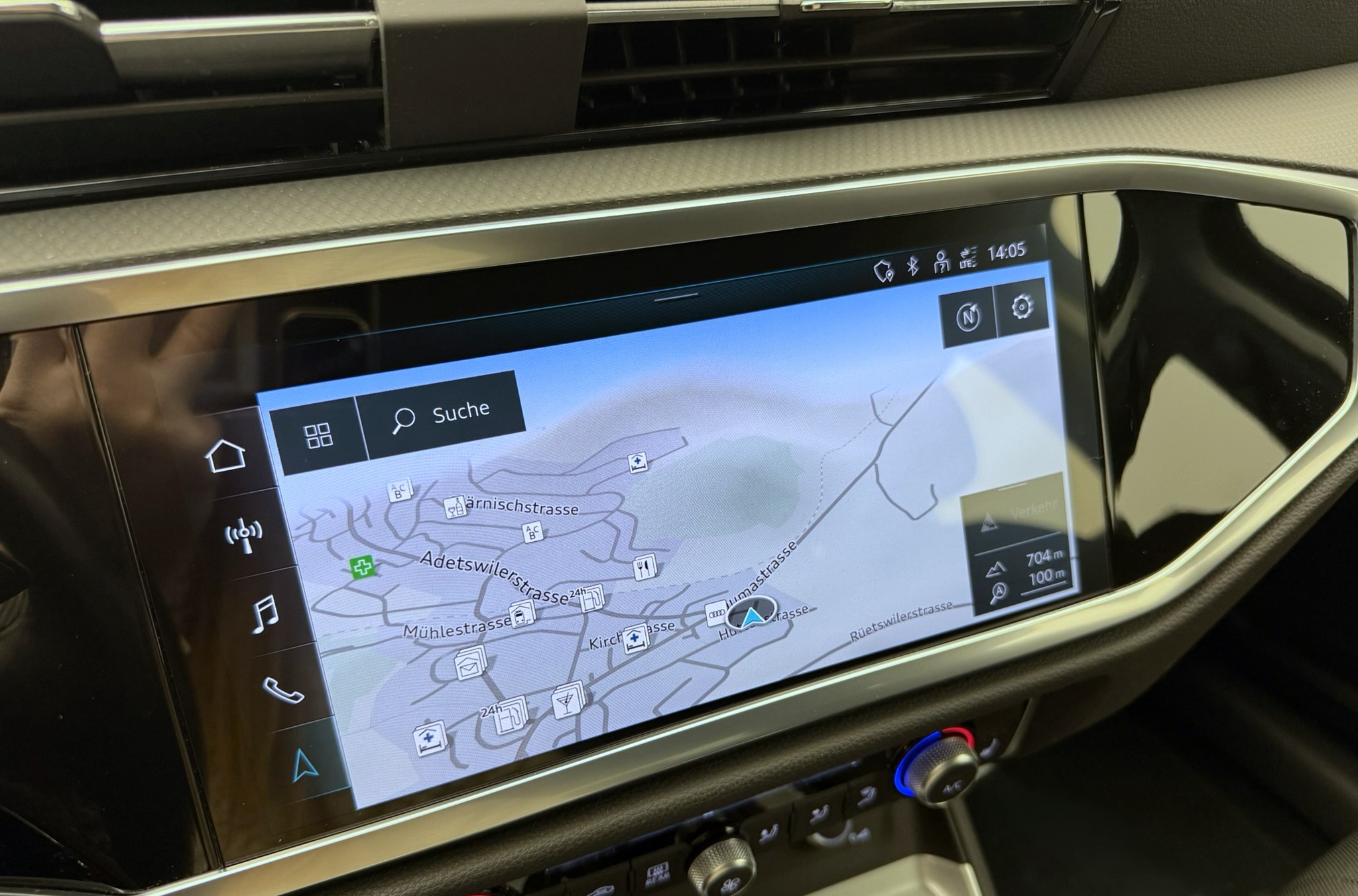 listing desktop thumbnail image 13