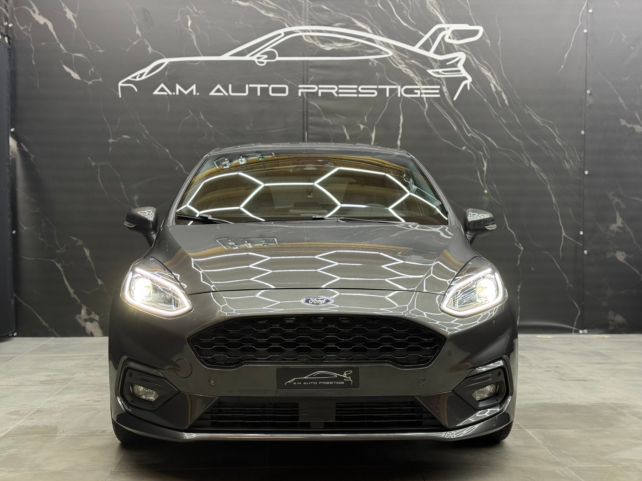 listing desktop thumbnail image 1