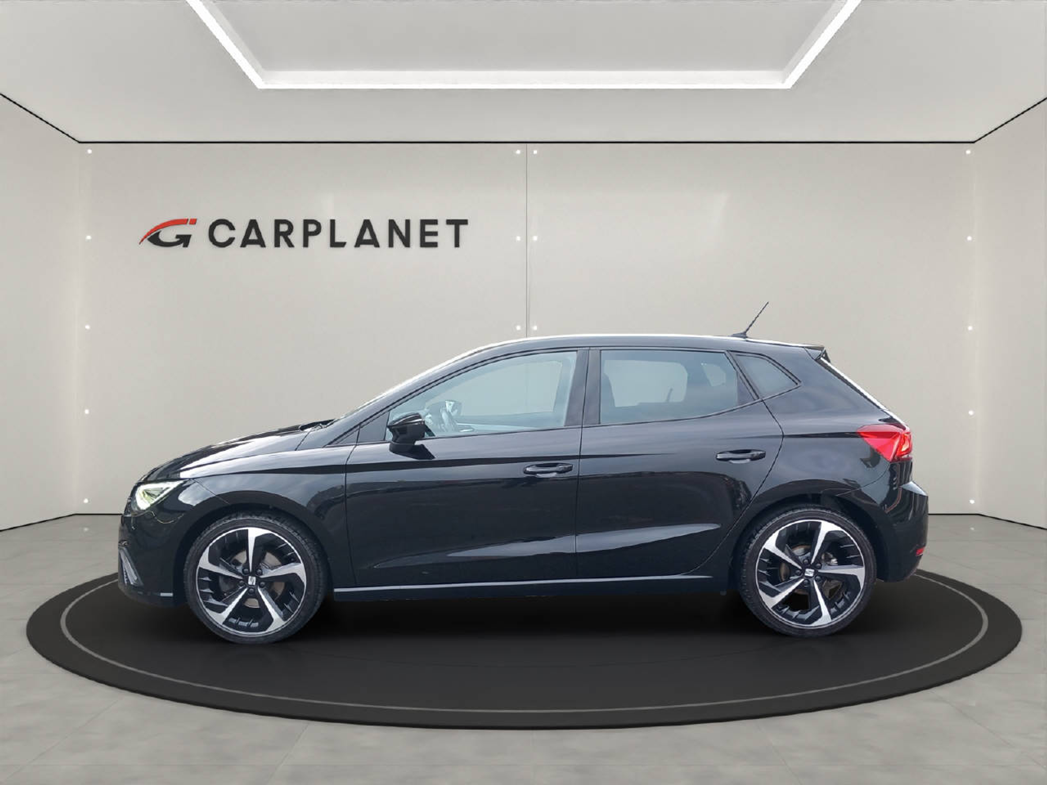 listing desktop thumbnail image 1