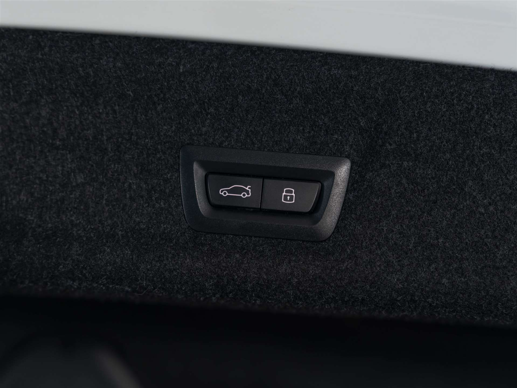 listing desktop thumbnail image 42