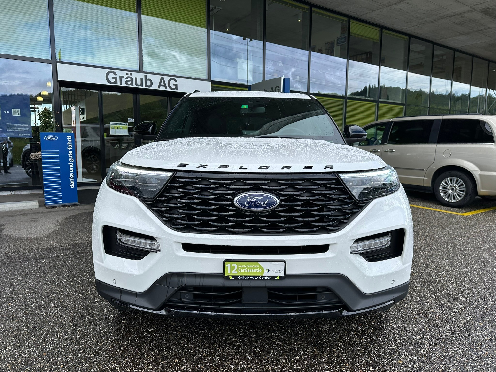 car-image-1