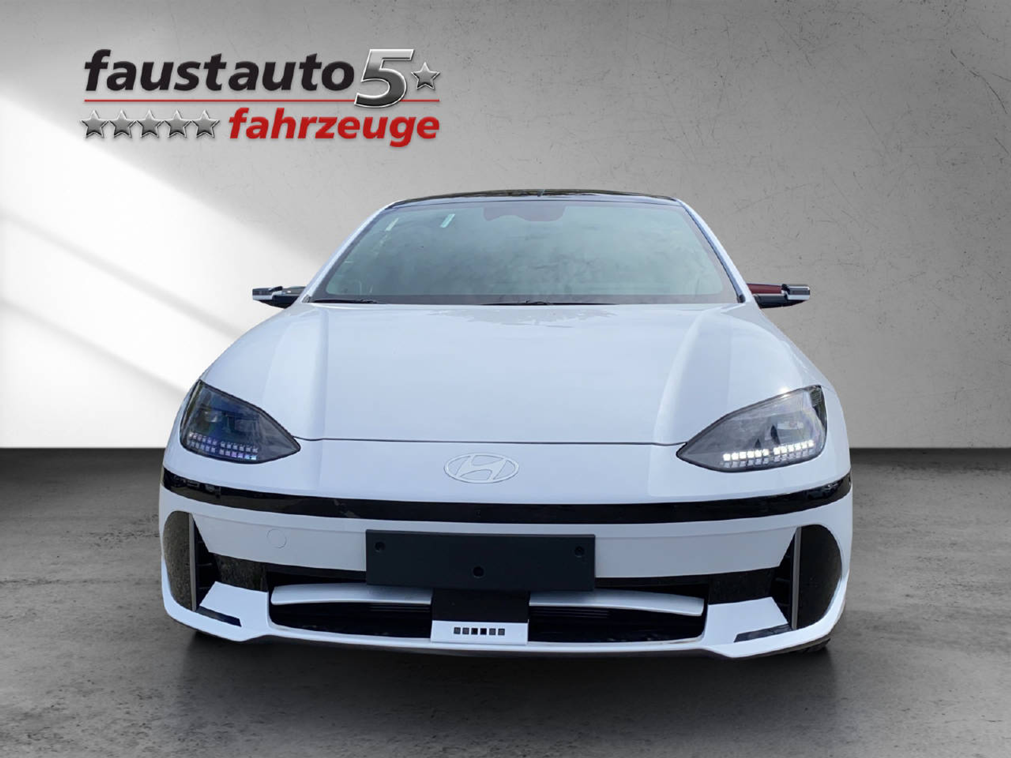 listing desktop thumbnail image 1