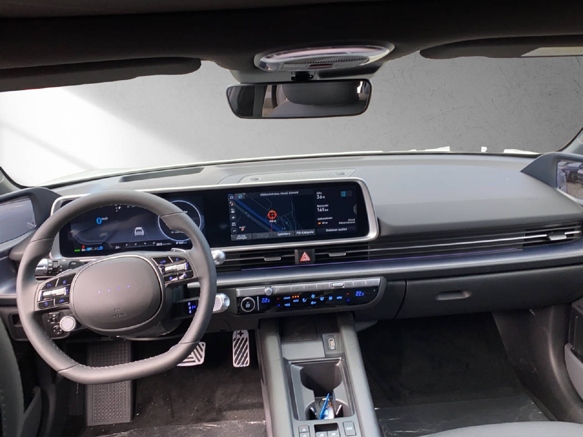 listing desktop thumbnail image 9