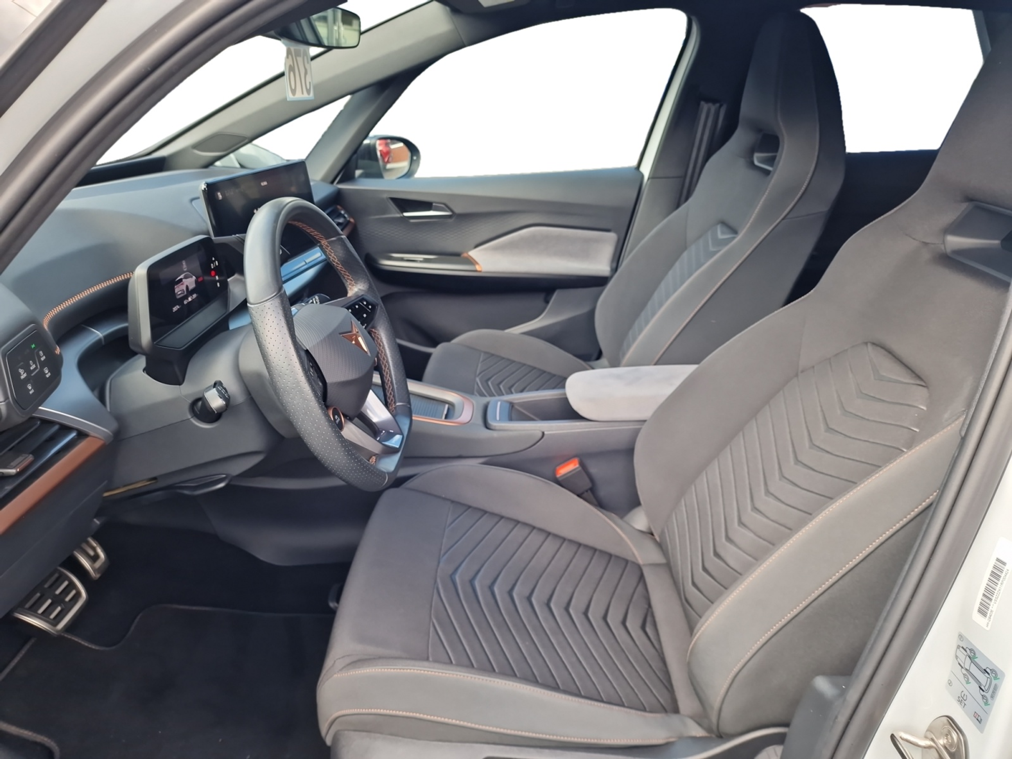 listing desktop thumbnail image 10