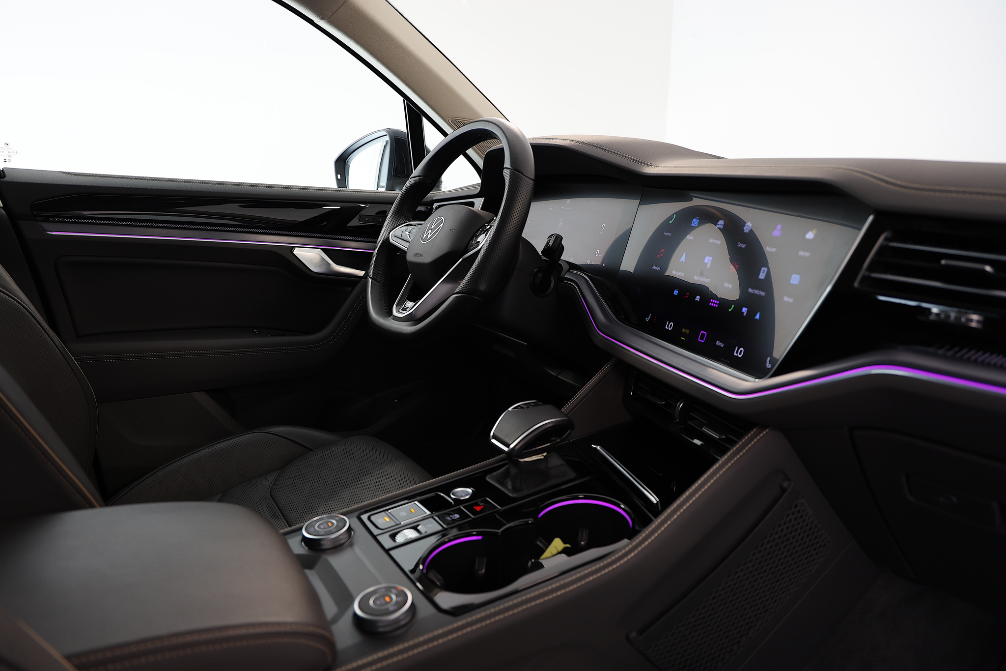 listing desktop thumbnail image 18