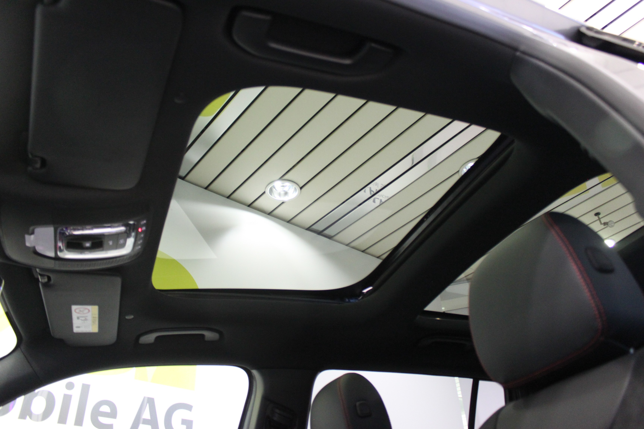 listing desktop thumbnail image 9