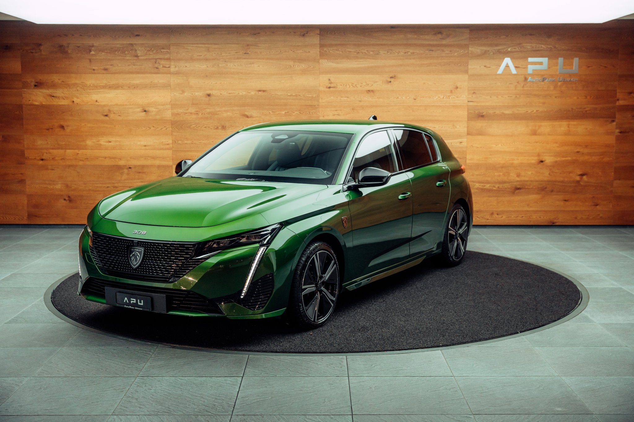 listing desktop thumbnail image 3