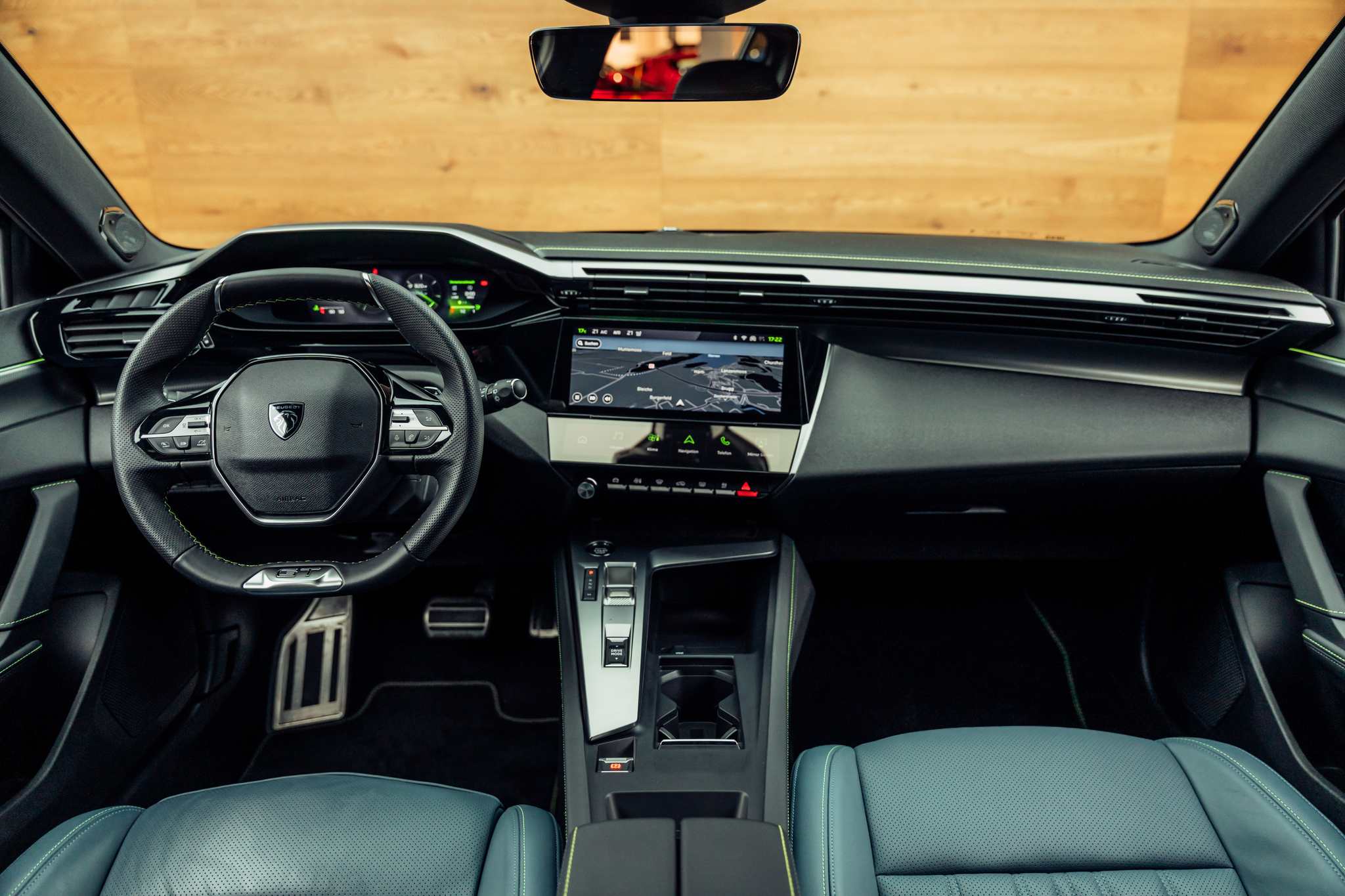 listing desktop thumbnail image 4