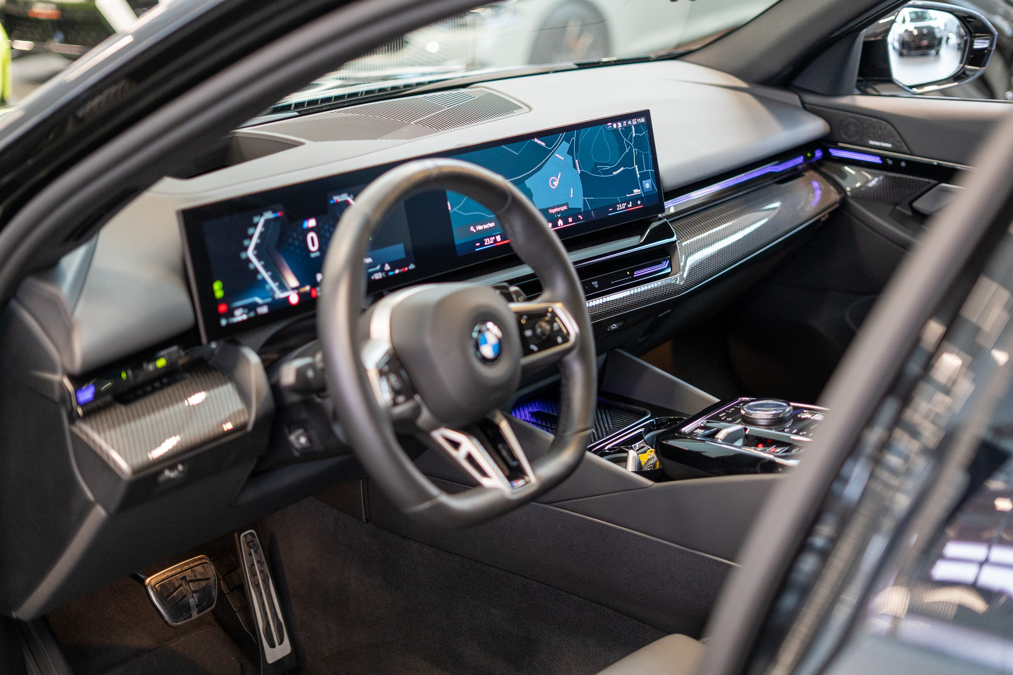 listing desktop thumbnail image 10