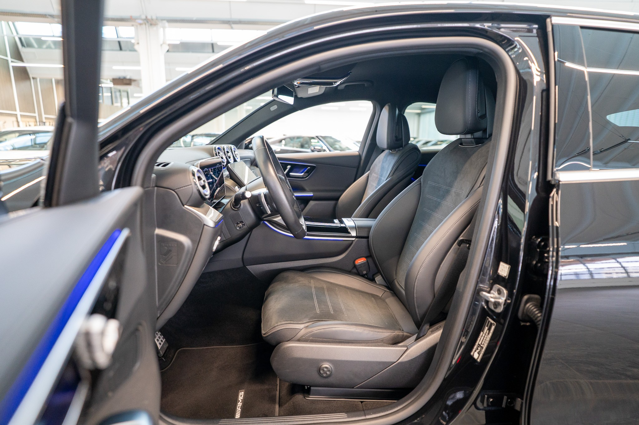 listing desktop thumbnail image 9