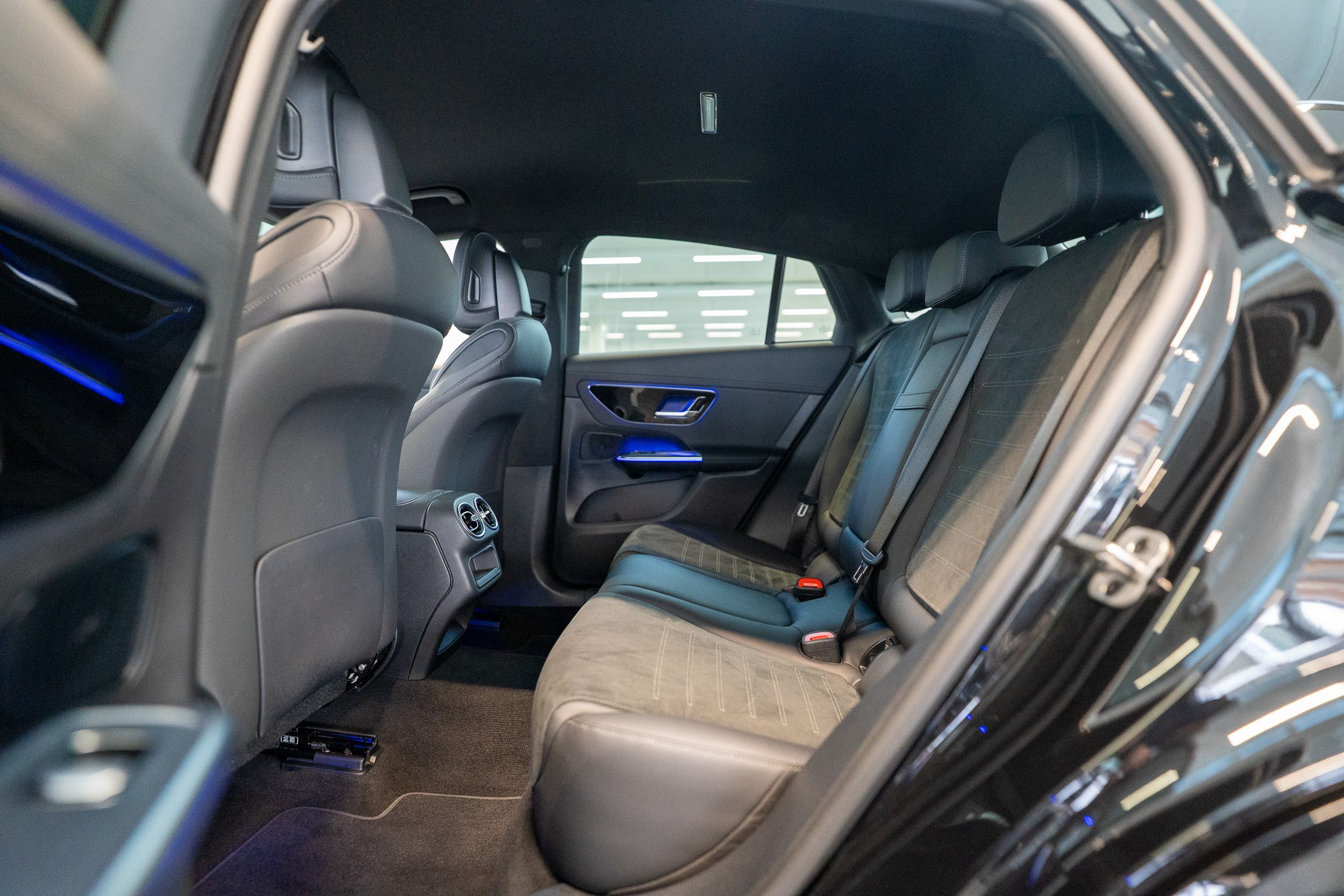 listing desktop thumbnail image 10