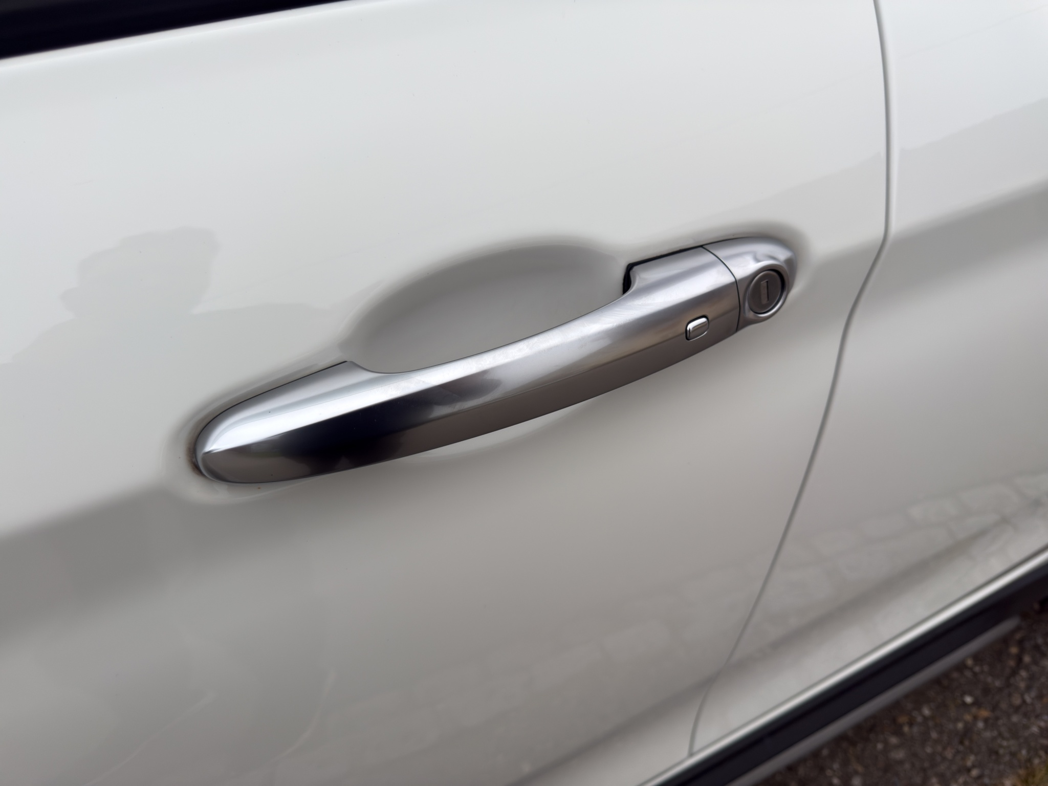 listing desktop thumbnail image 20