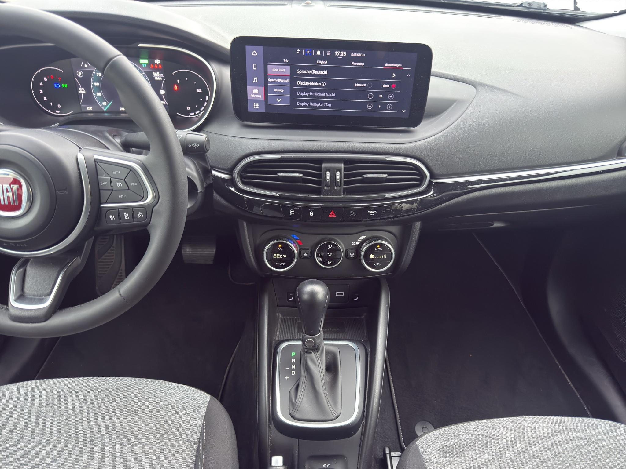 listing desktop thumbnail image 15