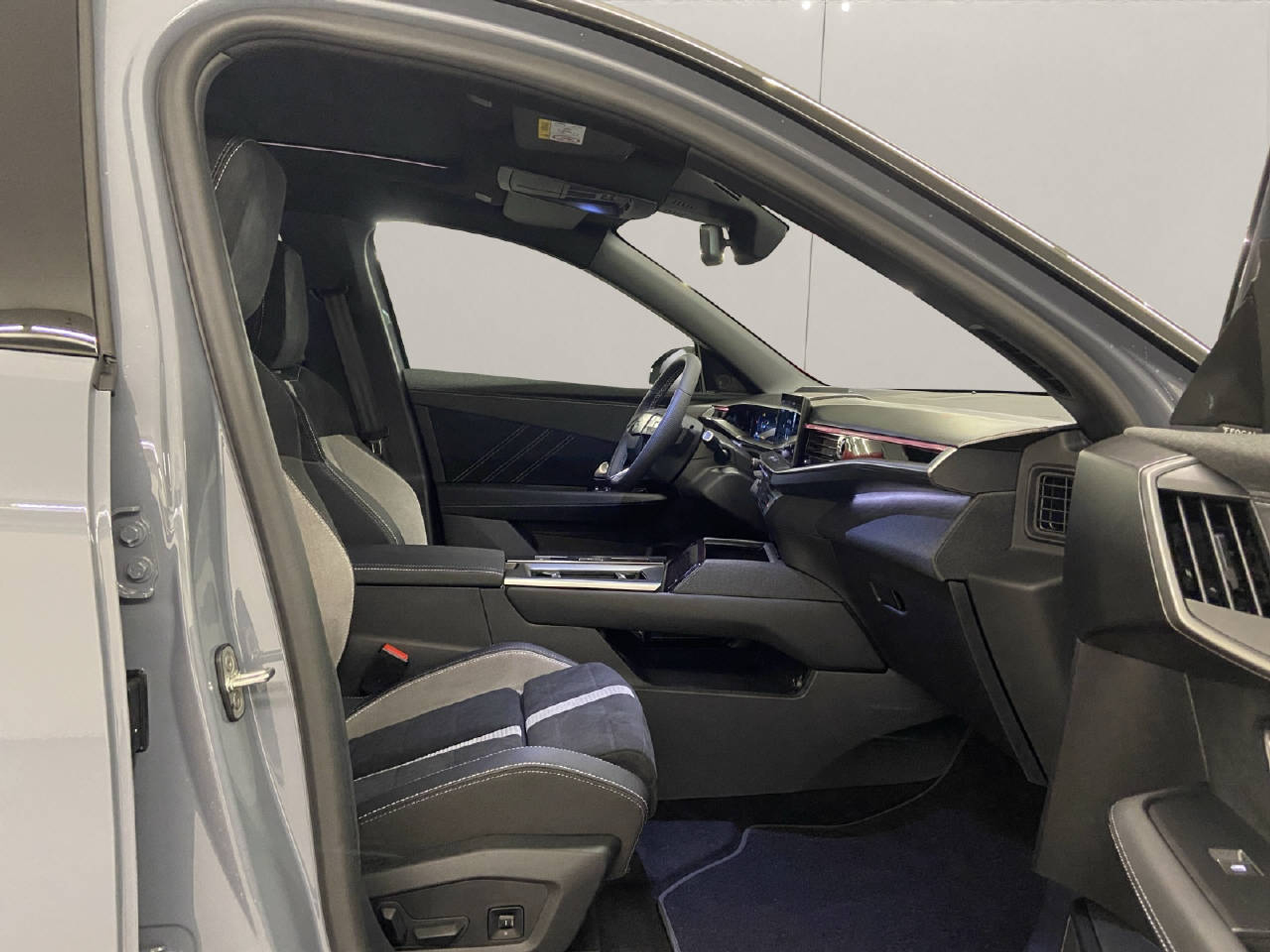 listing desktop thumbnail image 11