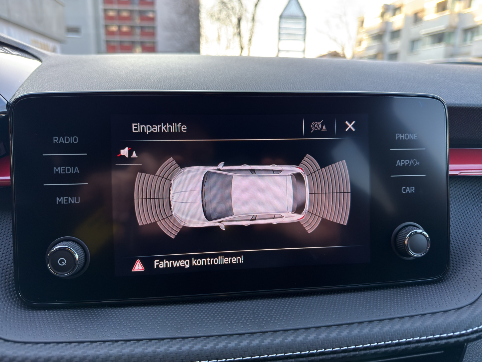 listing desktop thumbnail image 13