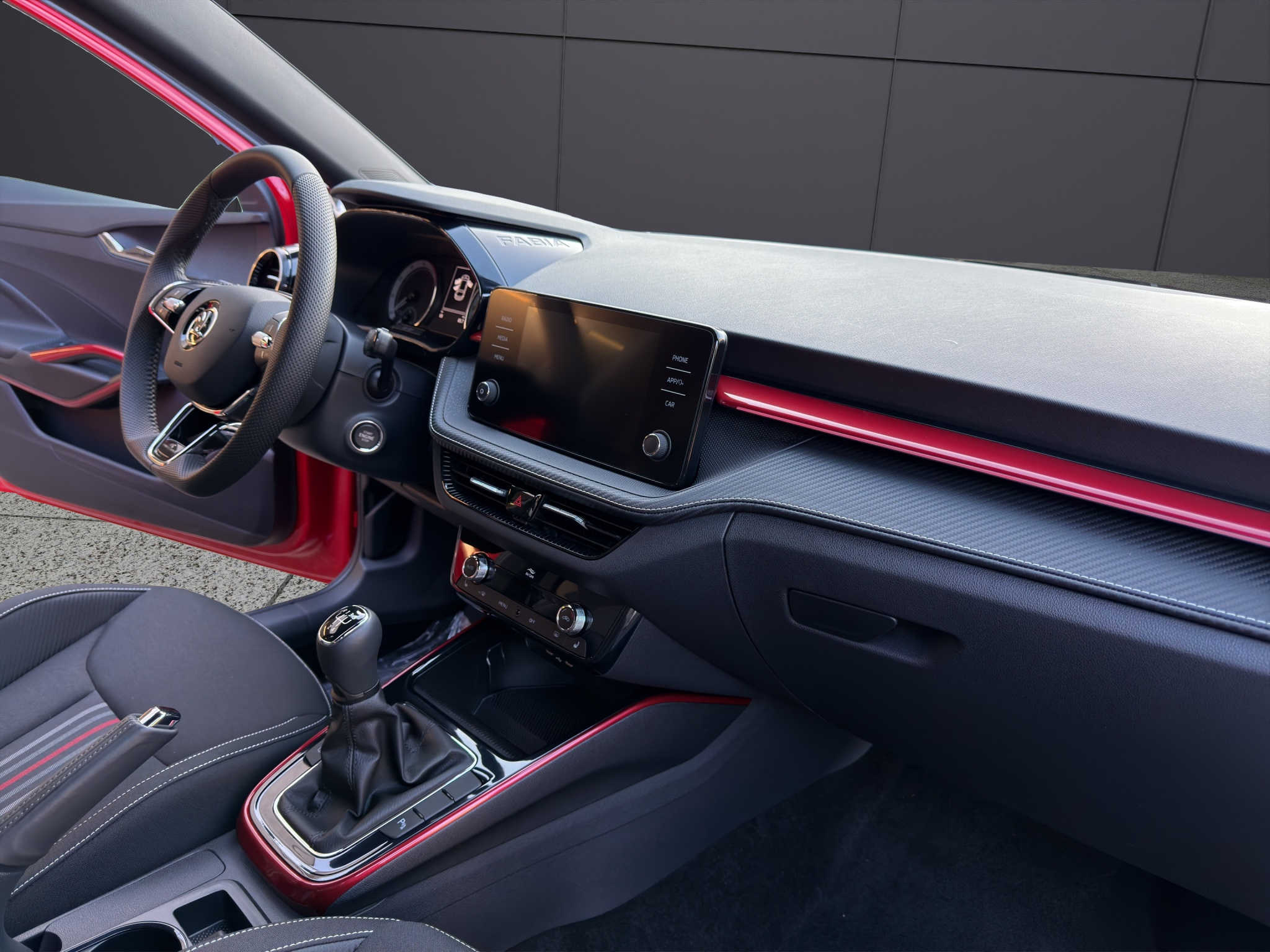 listing desktop thumbnail image 10