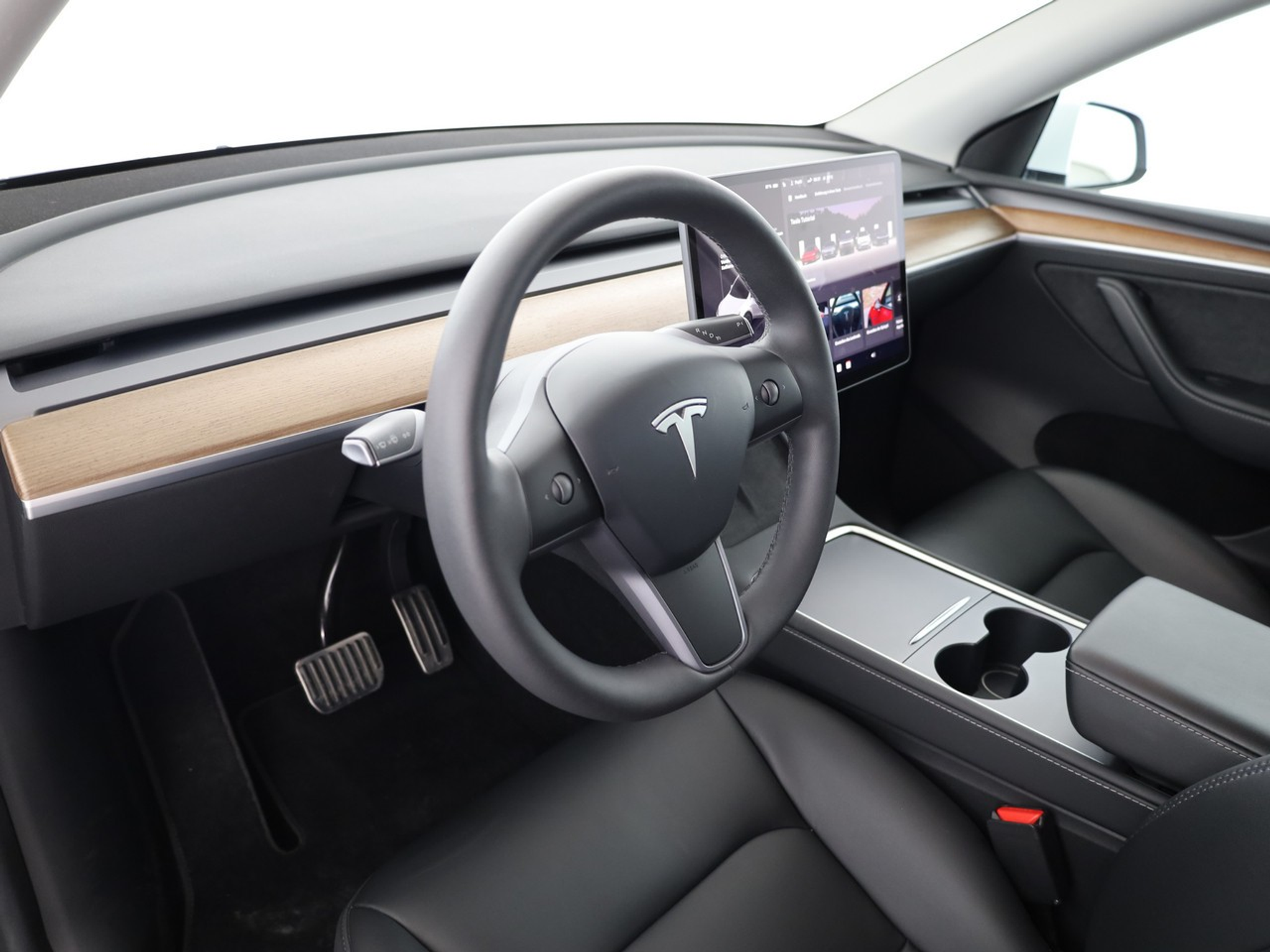 listing desktop thumbnail image 7