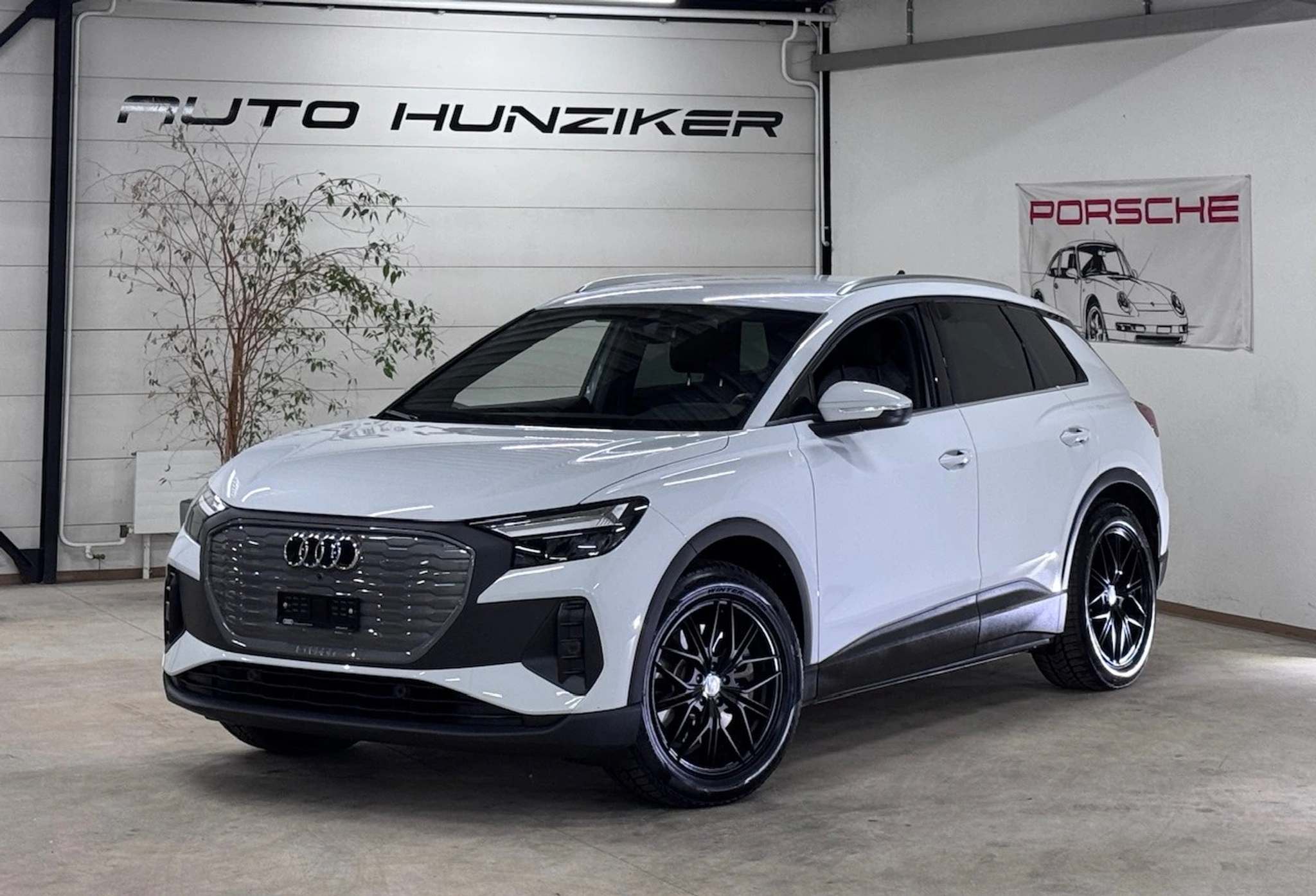 listing desktop thumbnail image 0