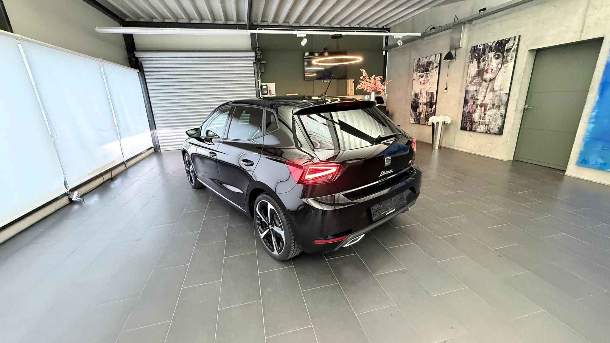 listing desktop thumbnail image 7