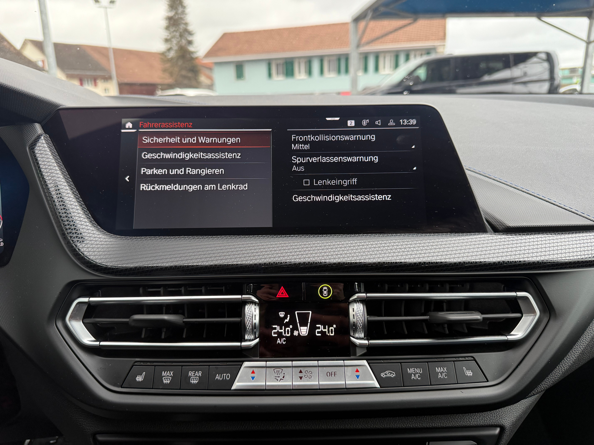 listing desktop thumbnail image 13