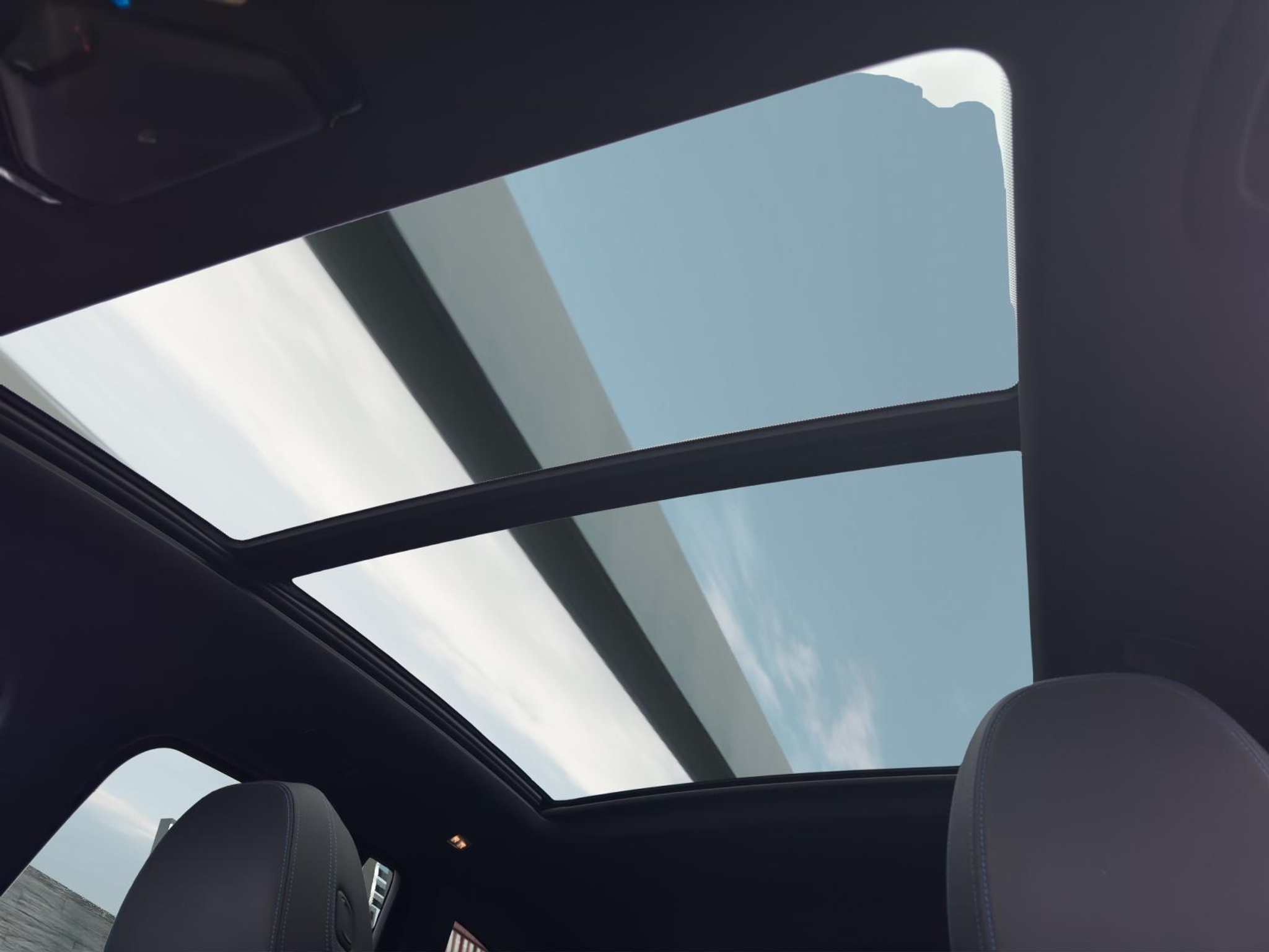 listing desktop thumbnail image 17