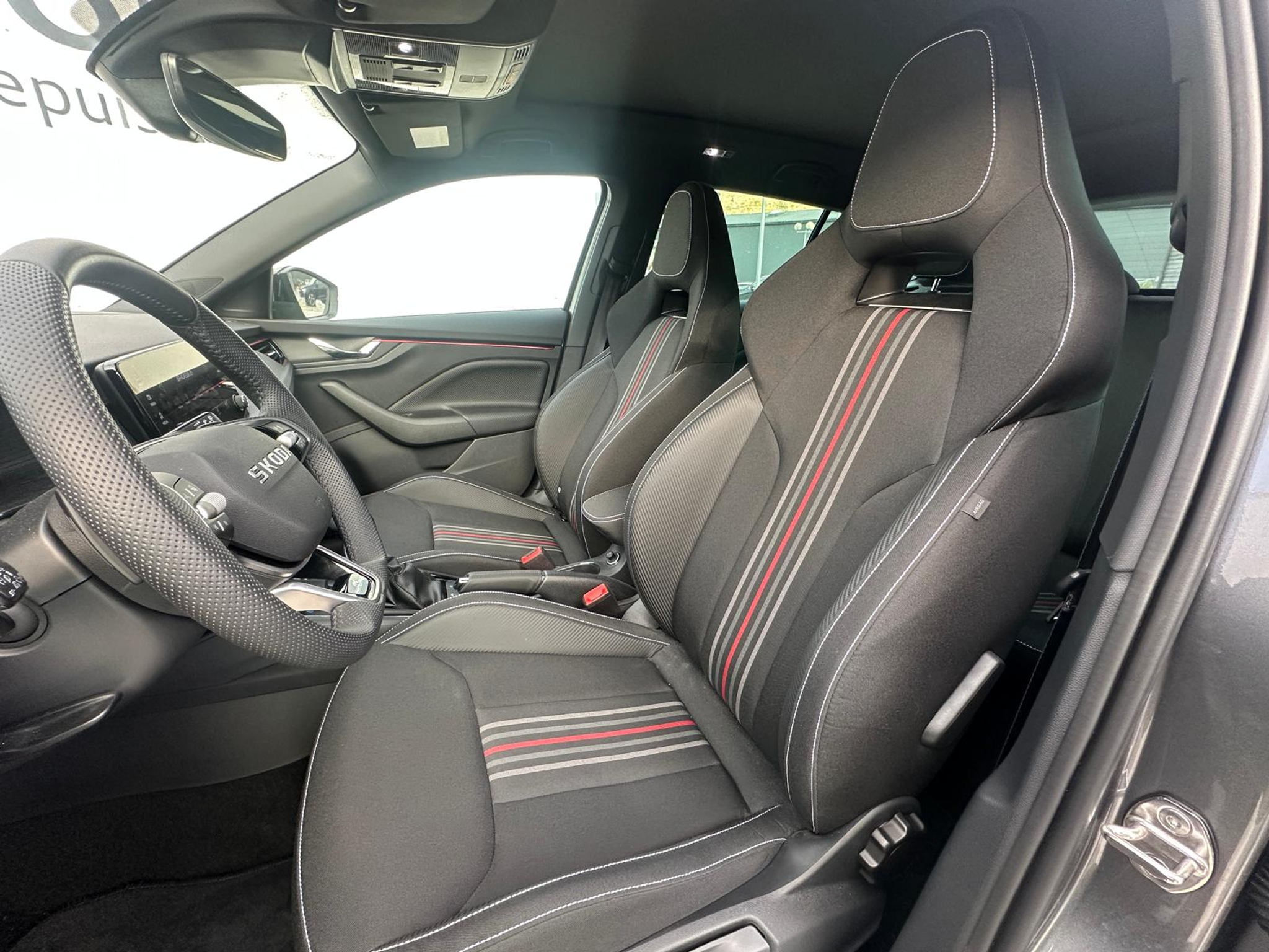 listing desktop thumbnail image 8