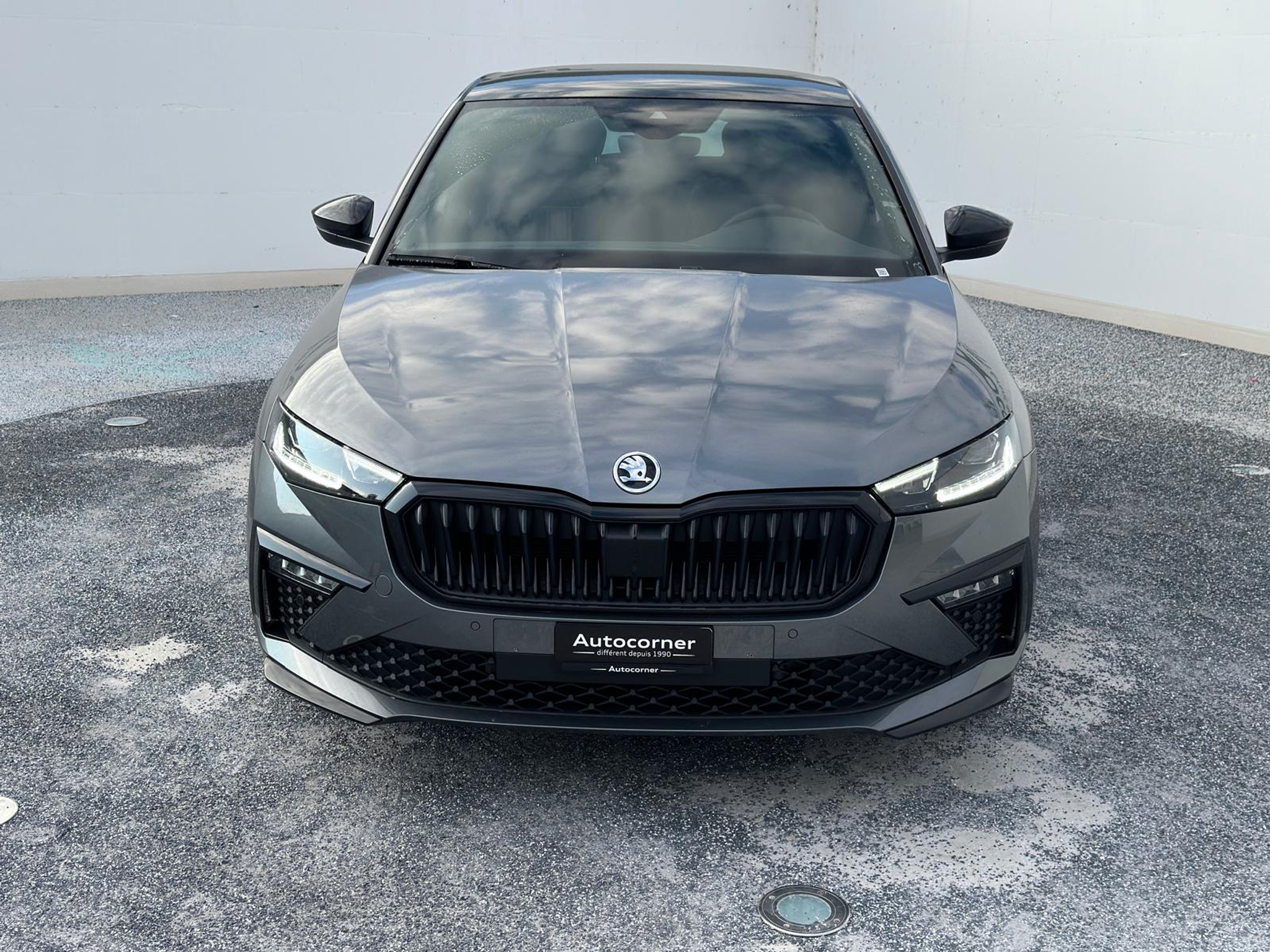 listing desktop thumbnail image 5