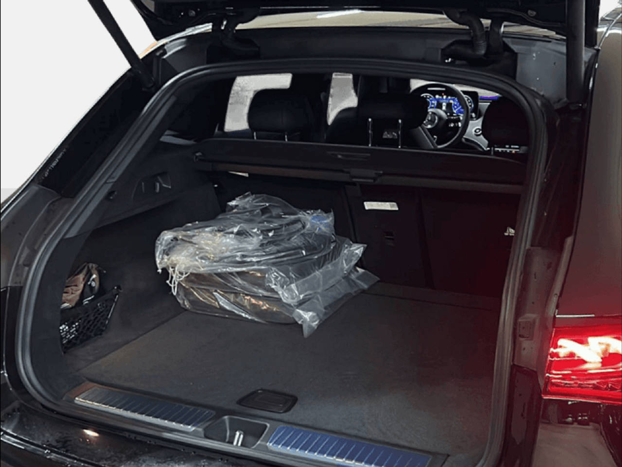 listing desktop thumbnail image 9