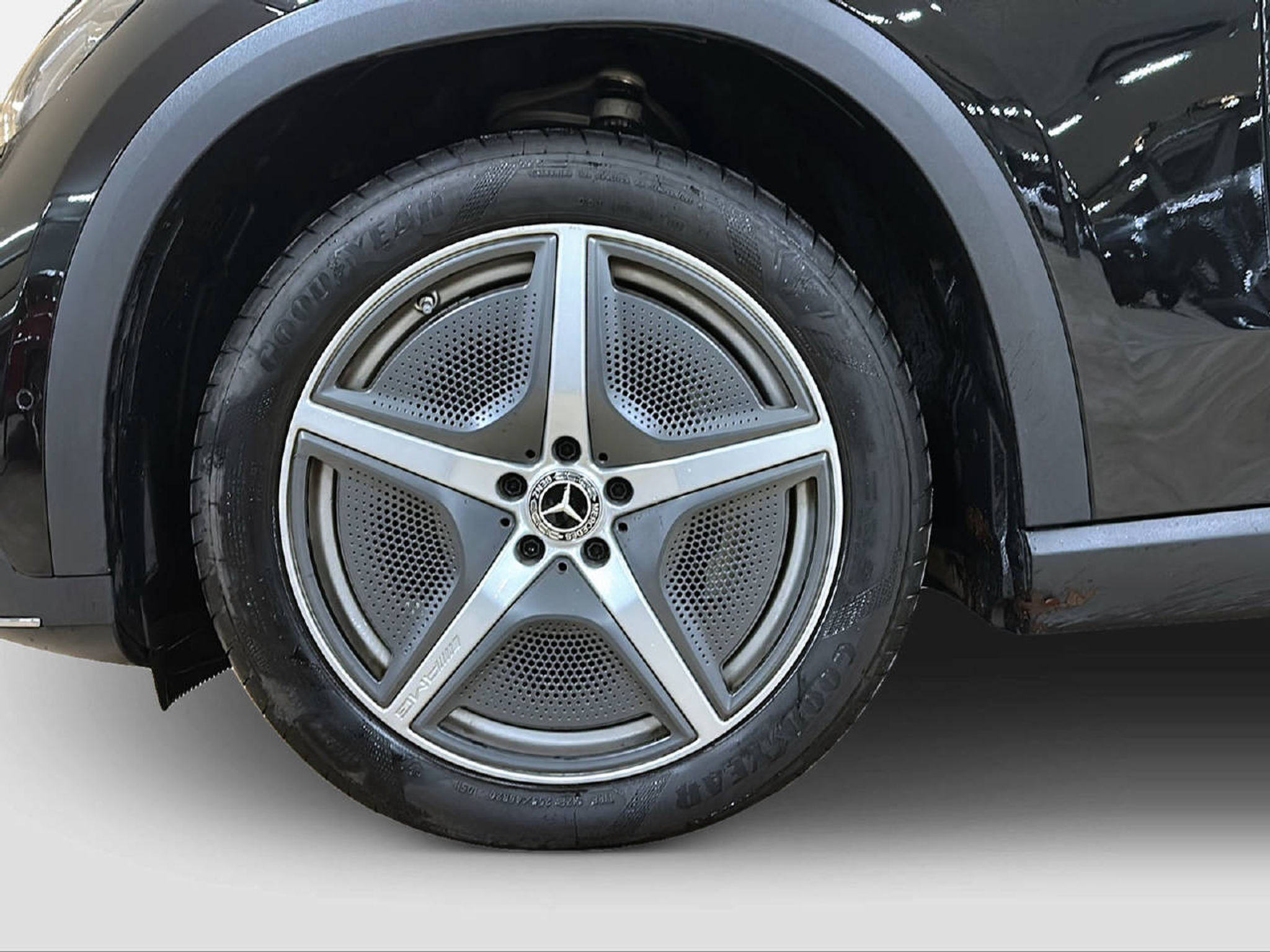 listing desktop thumbnail image 8