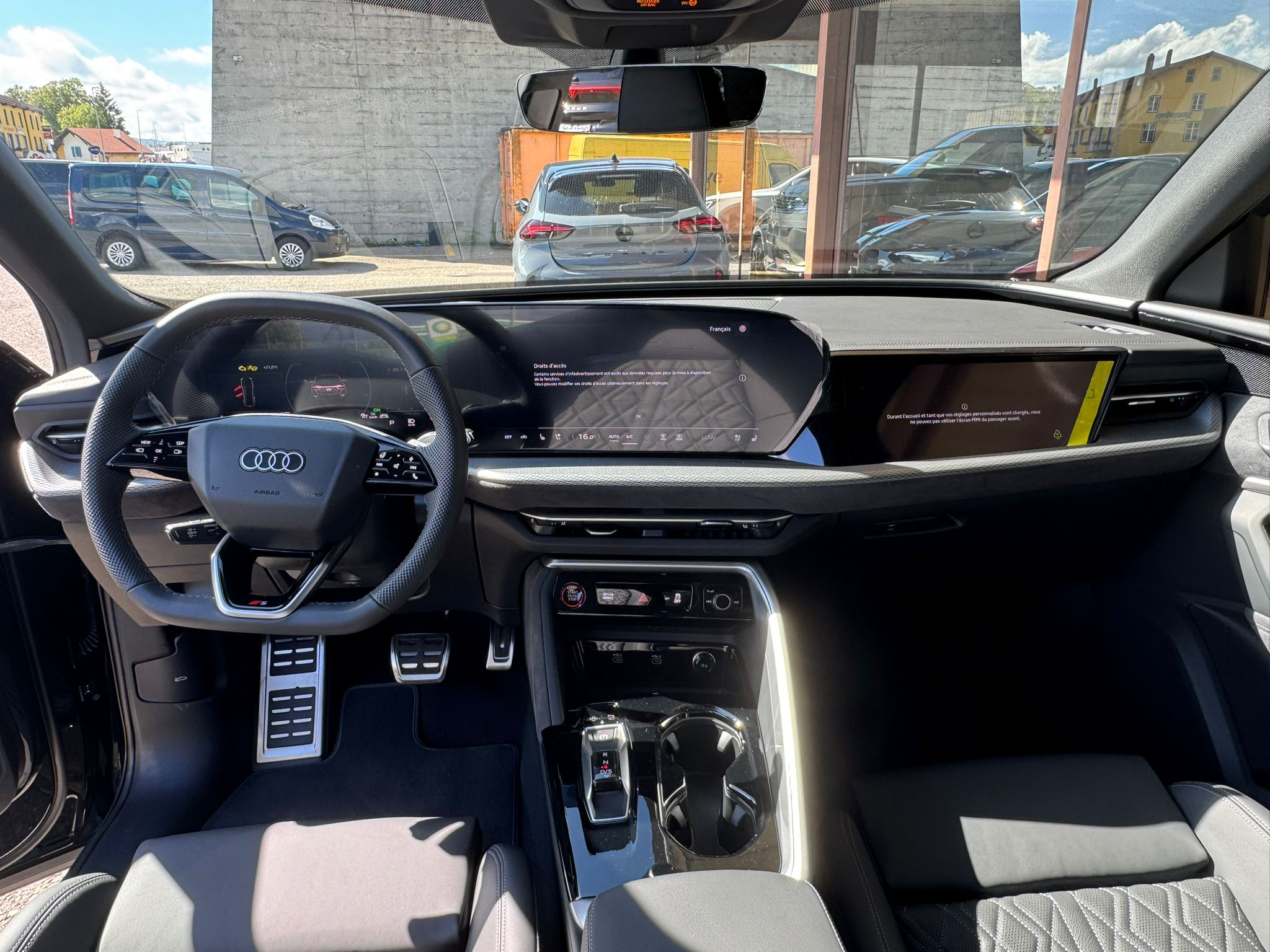 listing desktop thumbnail image 8