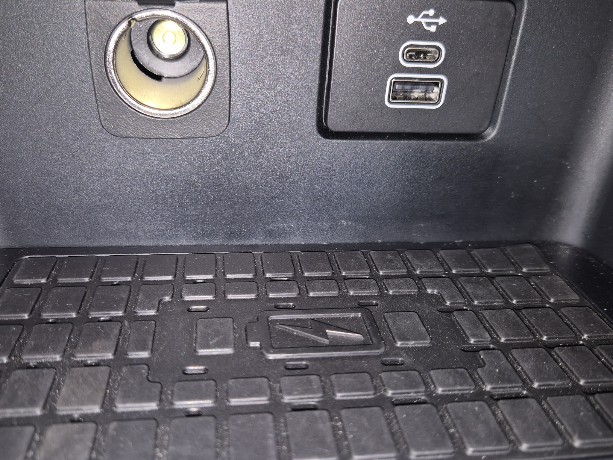 listing desktop thumbnail image 19