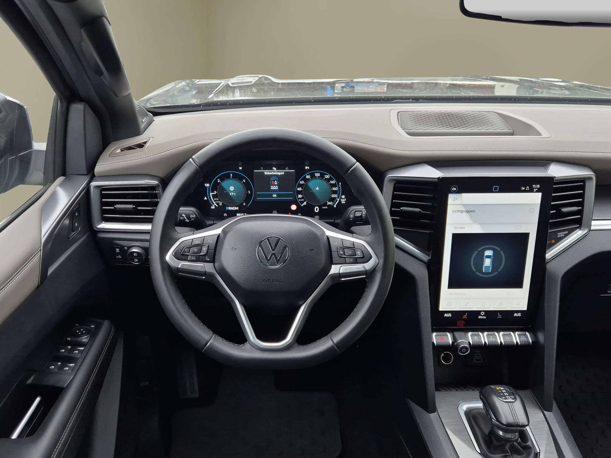 listing desktop thumbnail image 11