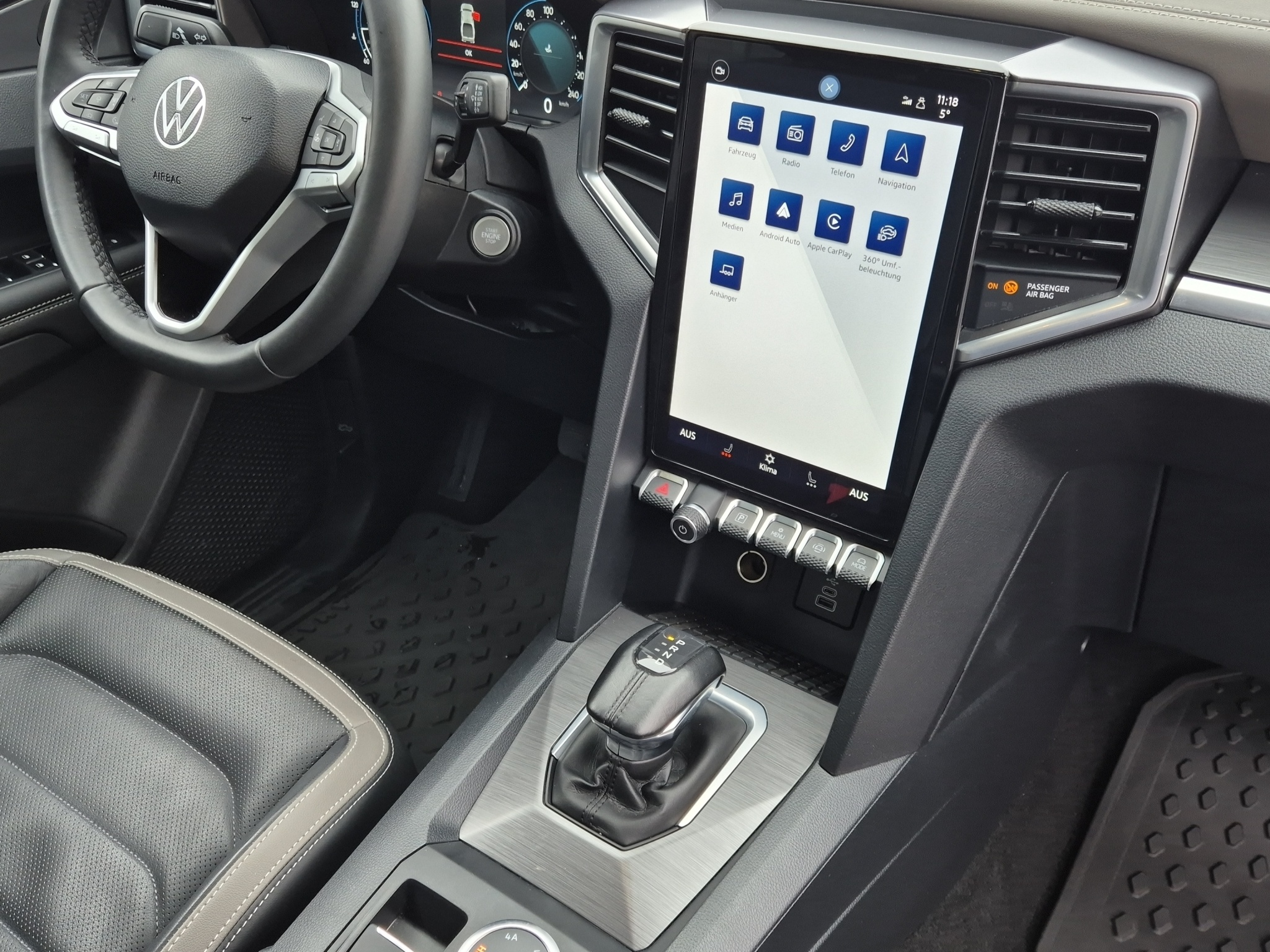 listing desktop thumbnail image 18