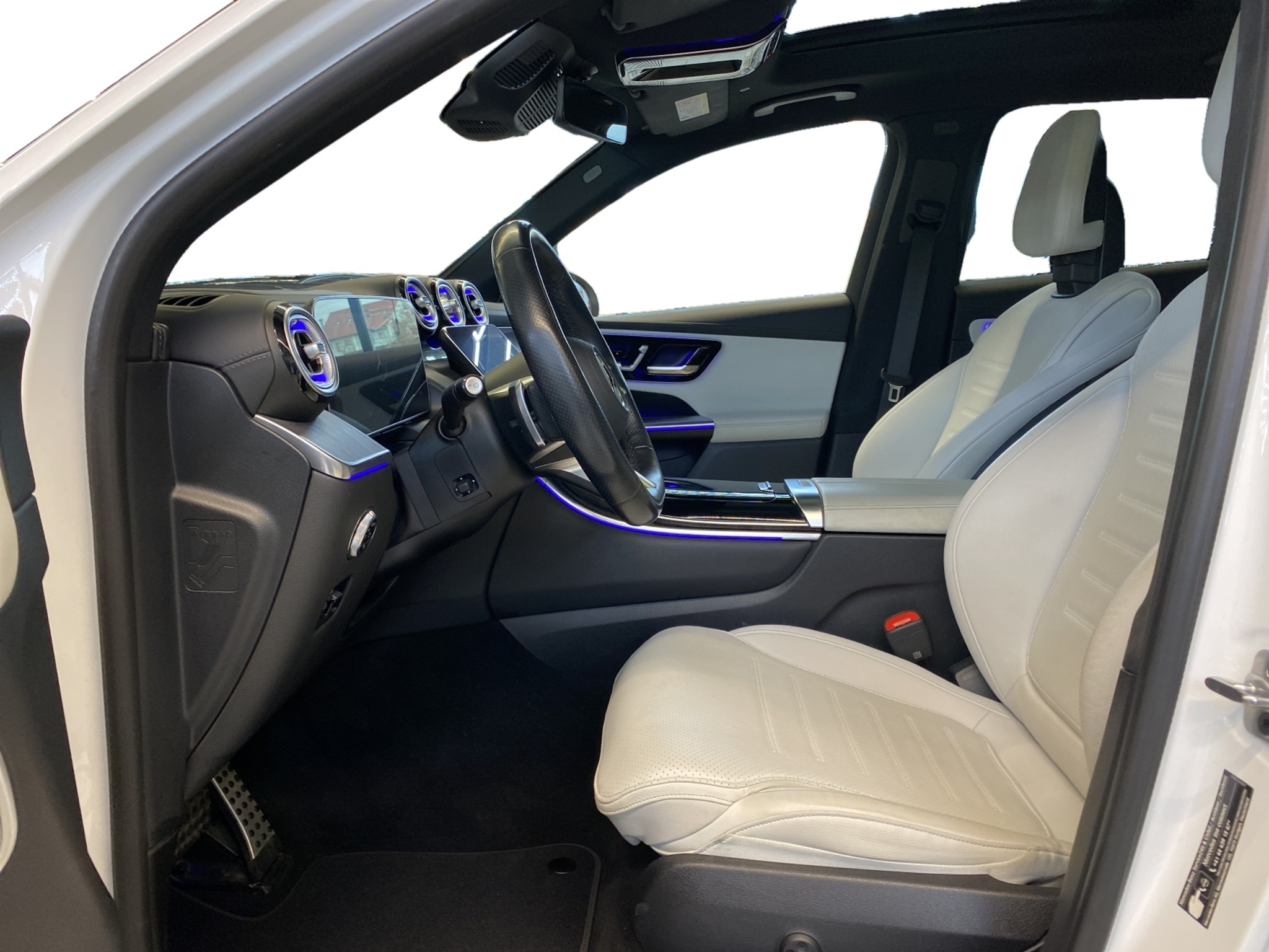 listing desktop thumbnail image 6