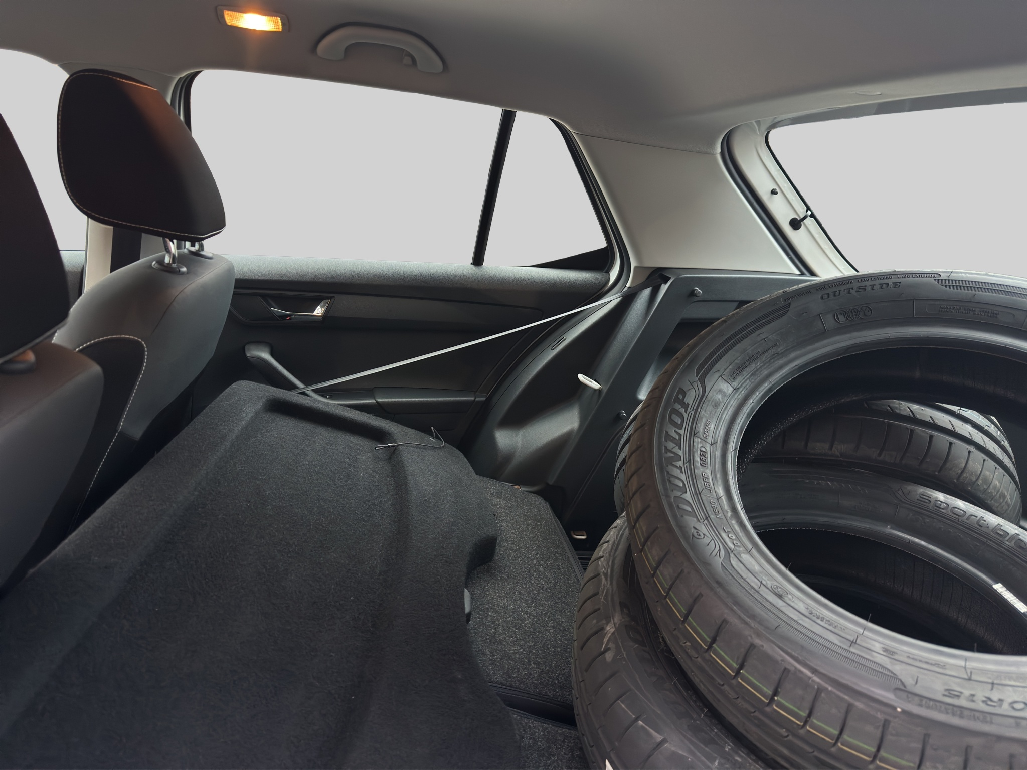 listing desktop thumbnail image 10