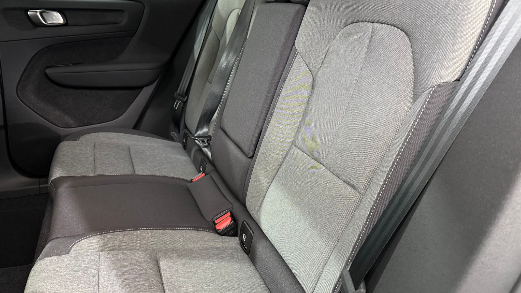 listing desktop thumbnail image 5