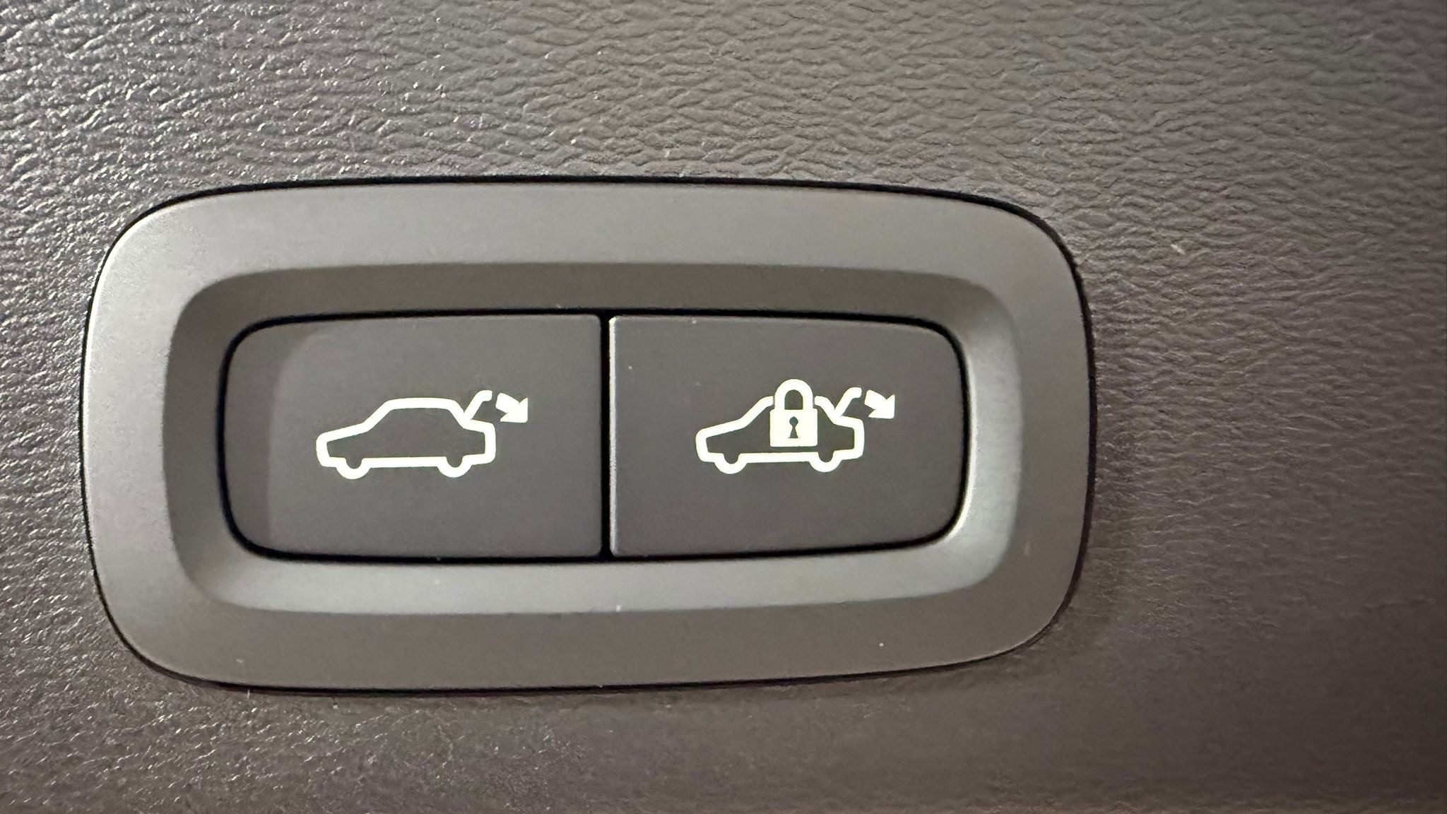 listing desktop thumbnail image 15