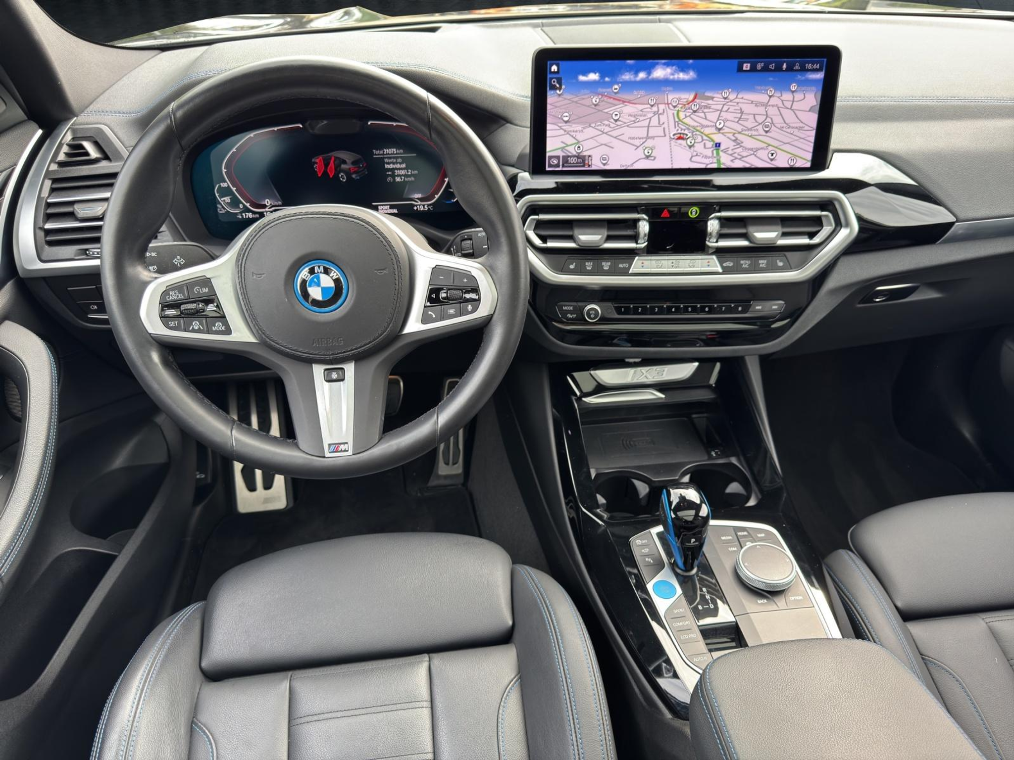 listing desktop thumbnail image 10