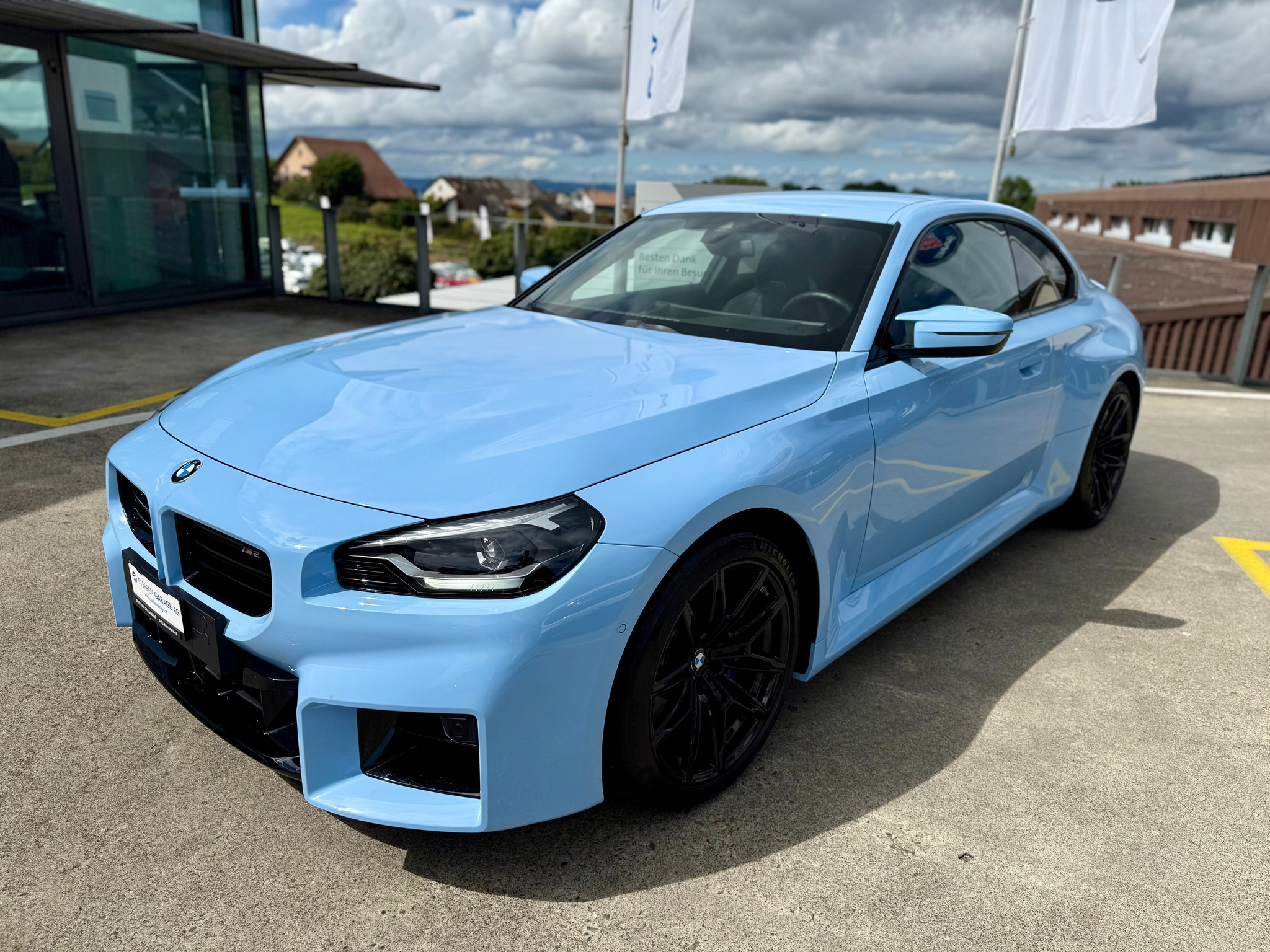 car-image-0