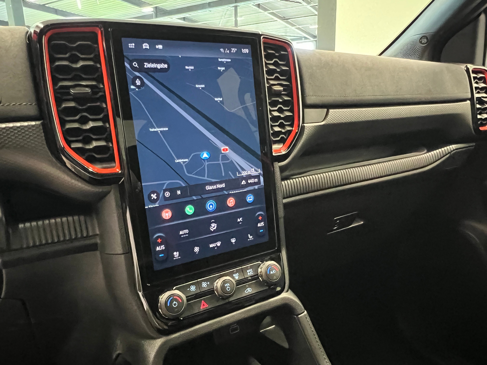 listing desktop thumbnail image 19