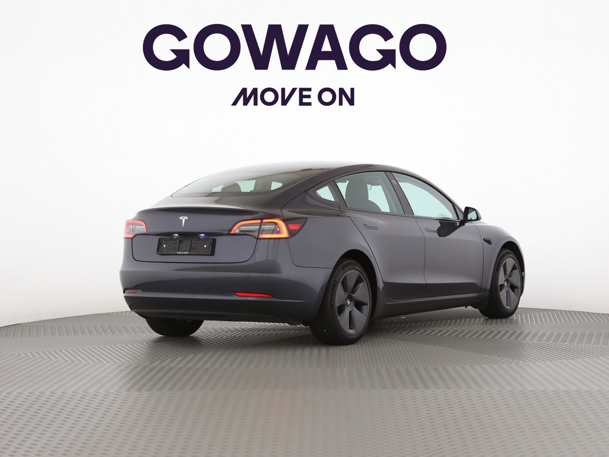 listing desktop thumbnail image 1