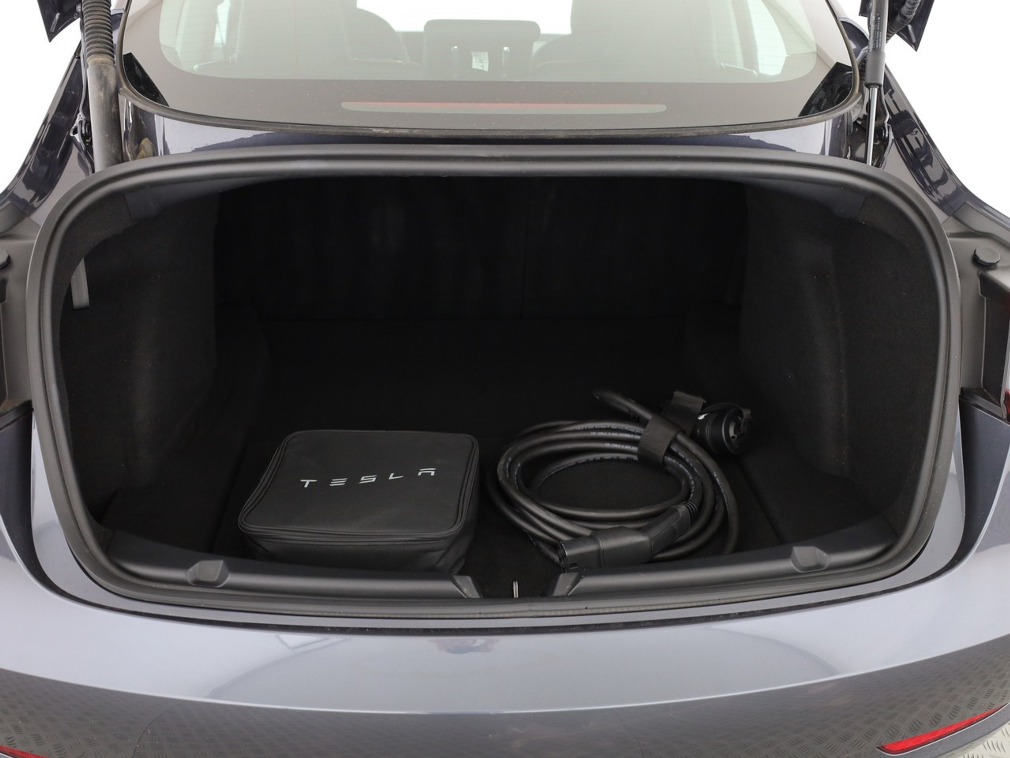 listing desktop thumbnail image 10