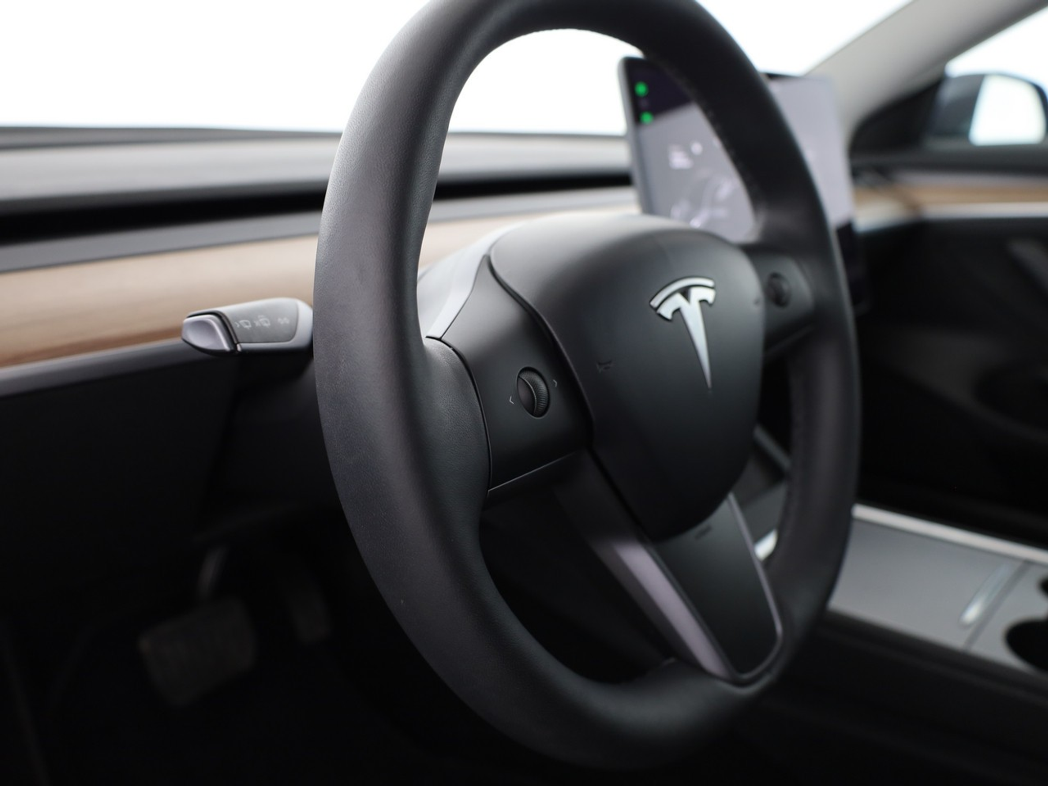 listing desktop thumbnail image 6